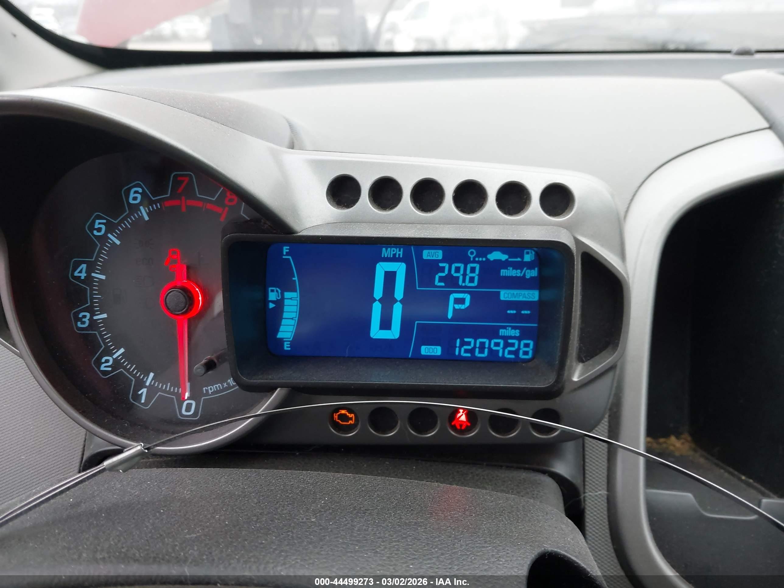 CHEVROLET SONIC image 7