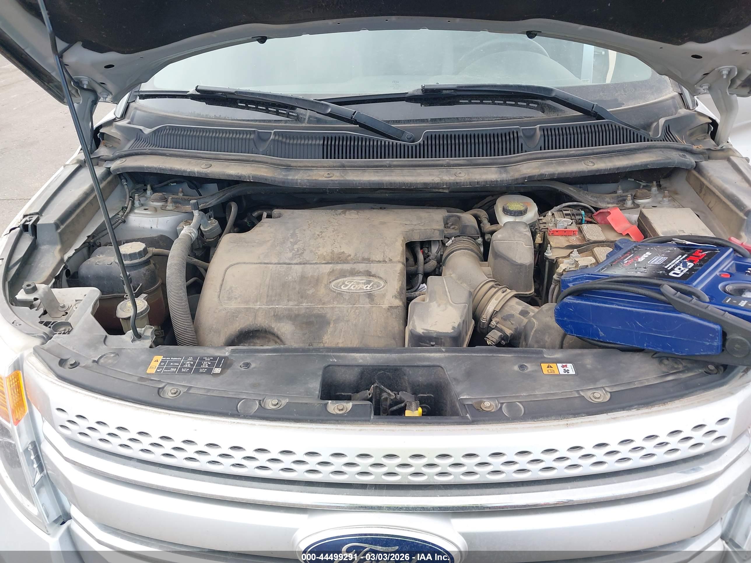 FORD EXPLORER image 10