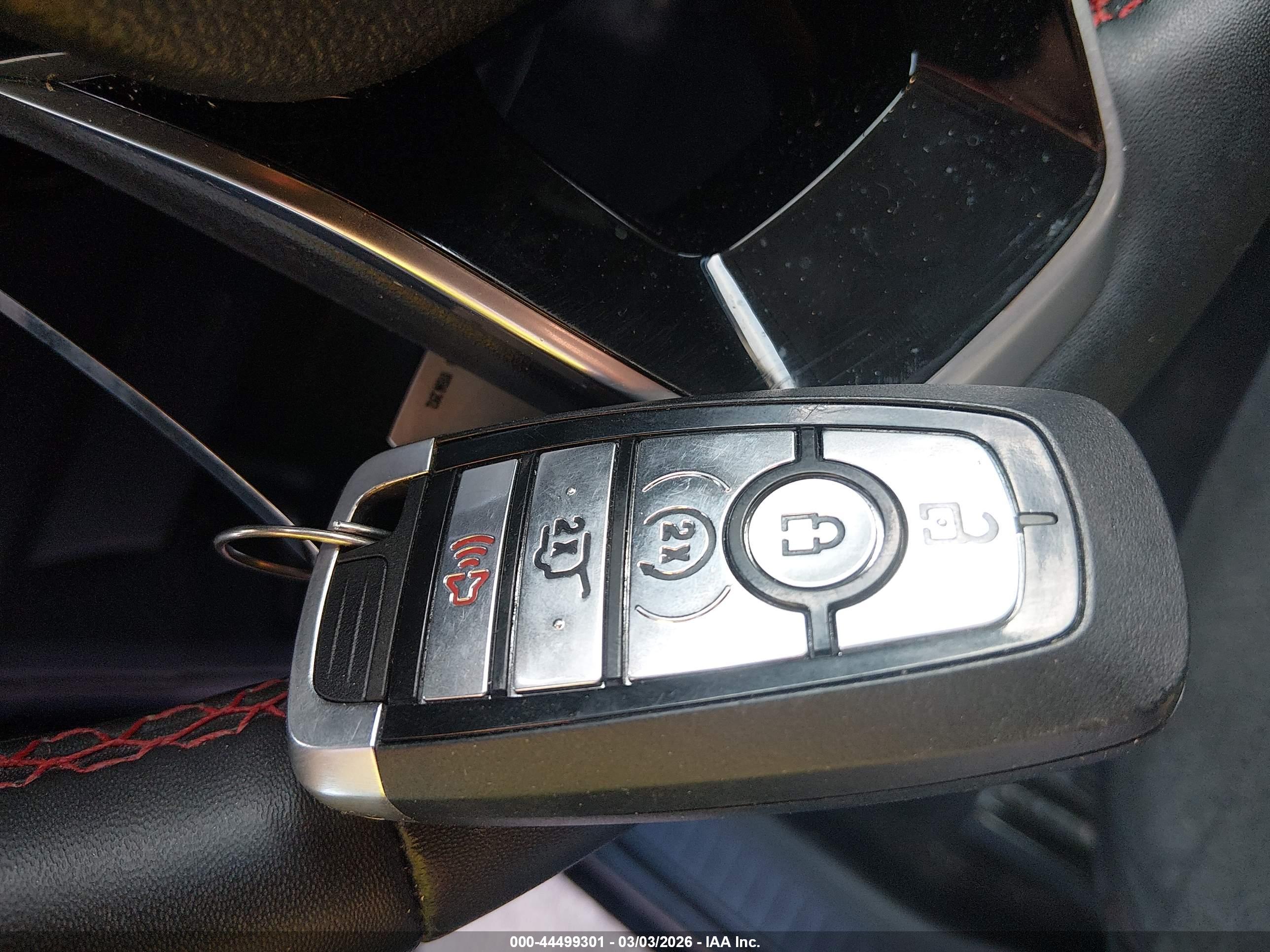 FORD ESCAPE image 11