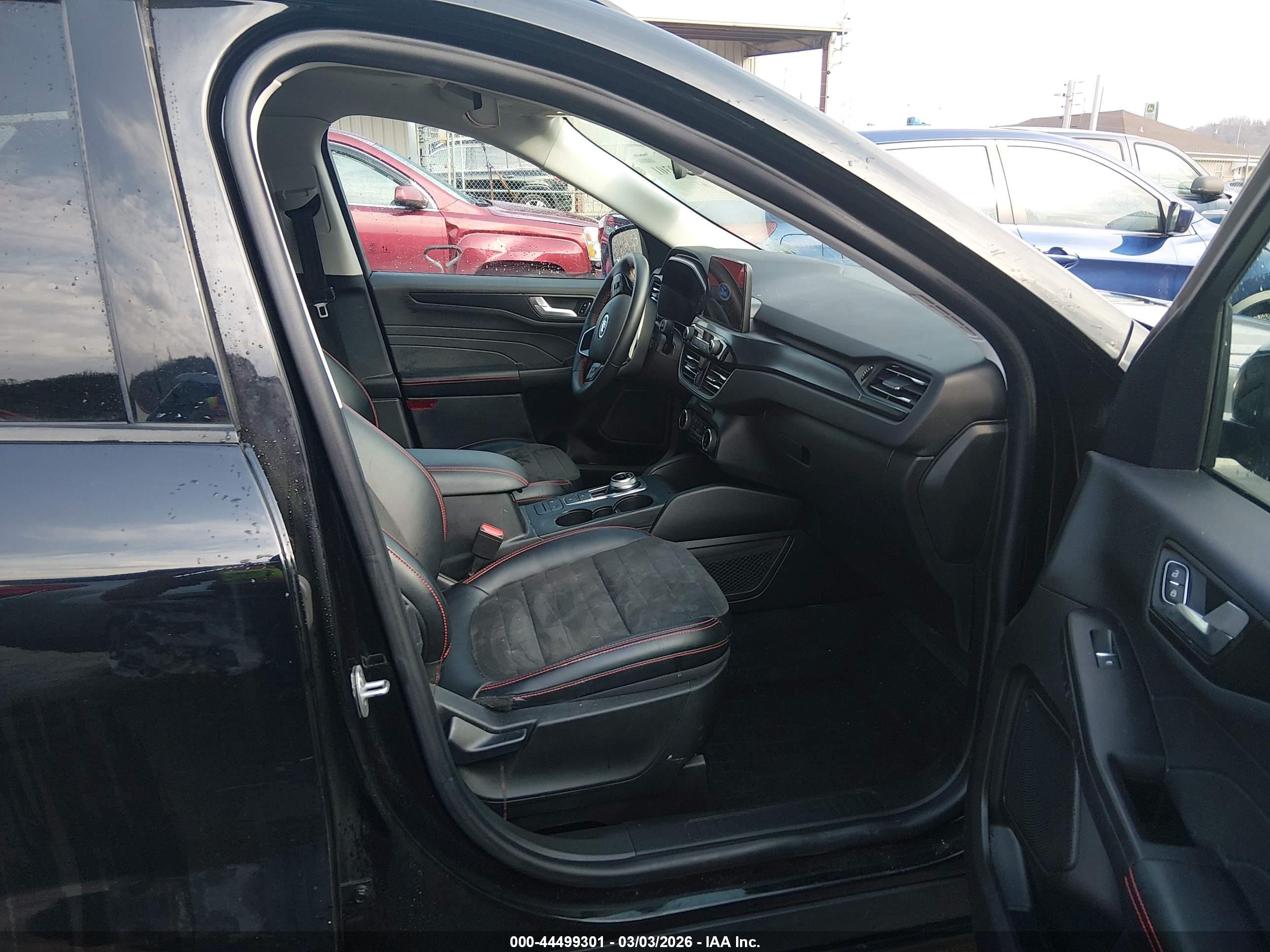 FORD ESCAPE image 5