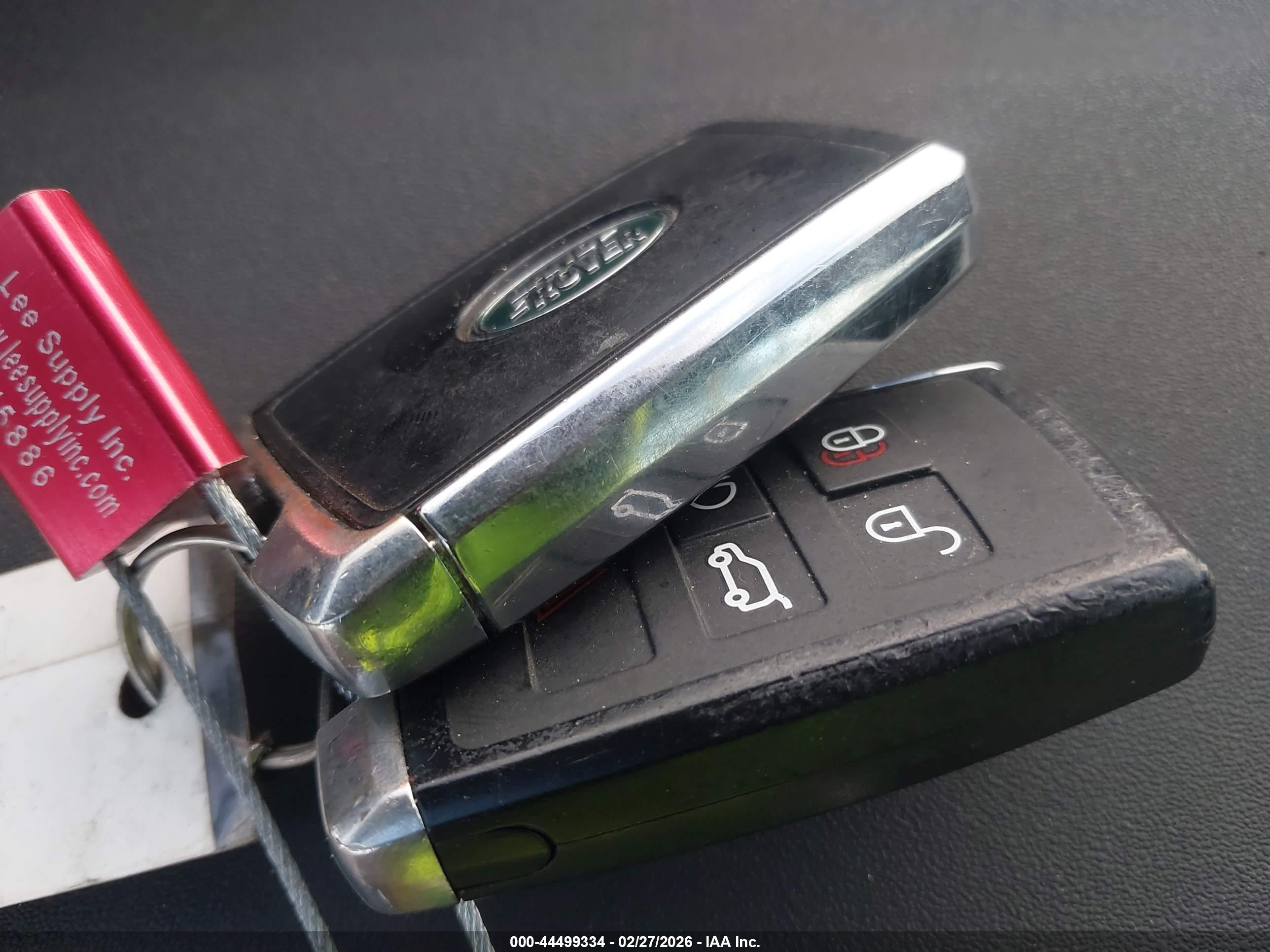 LAND ROVER image 11