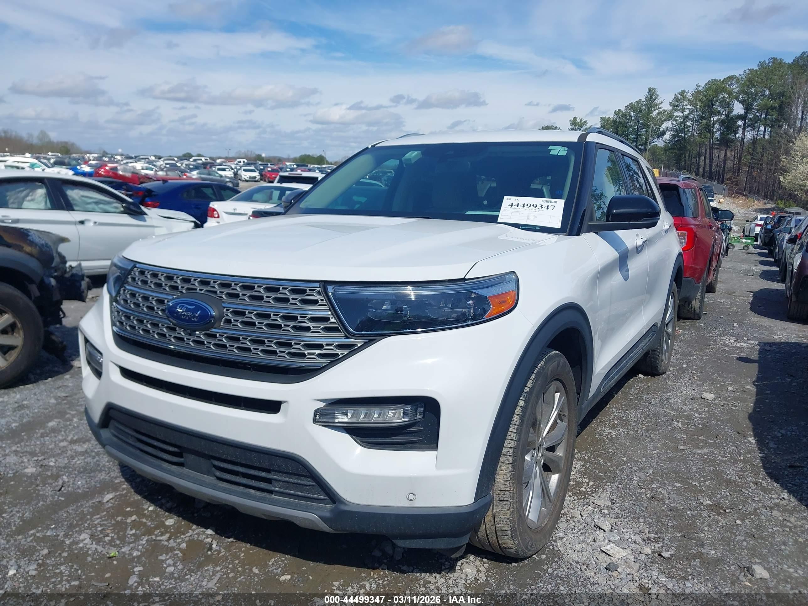 FORD EXPLORER image 2