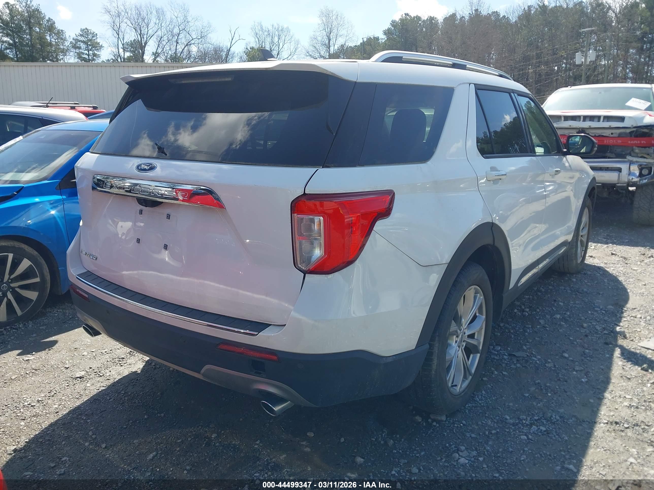 FORD EXPLORER image 4