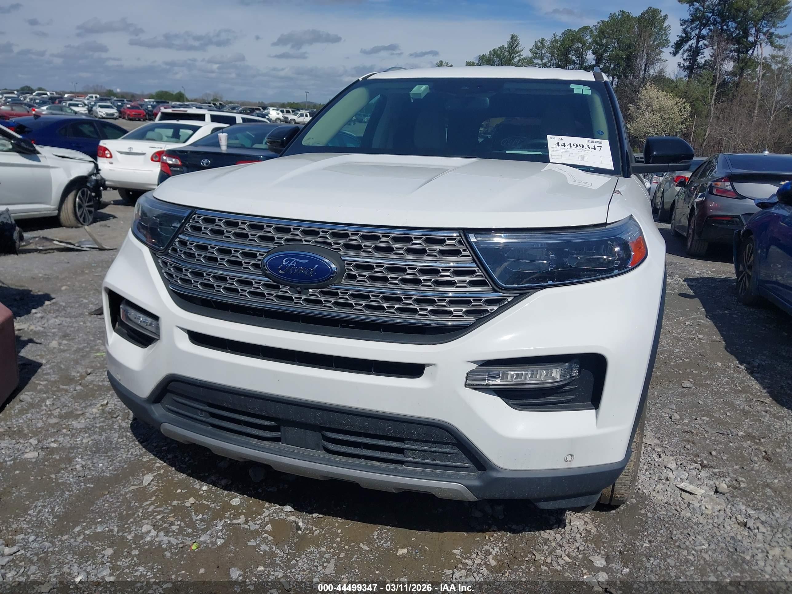FORD EXPLORER image 6