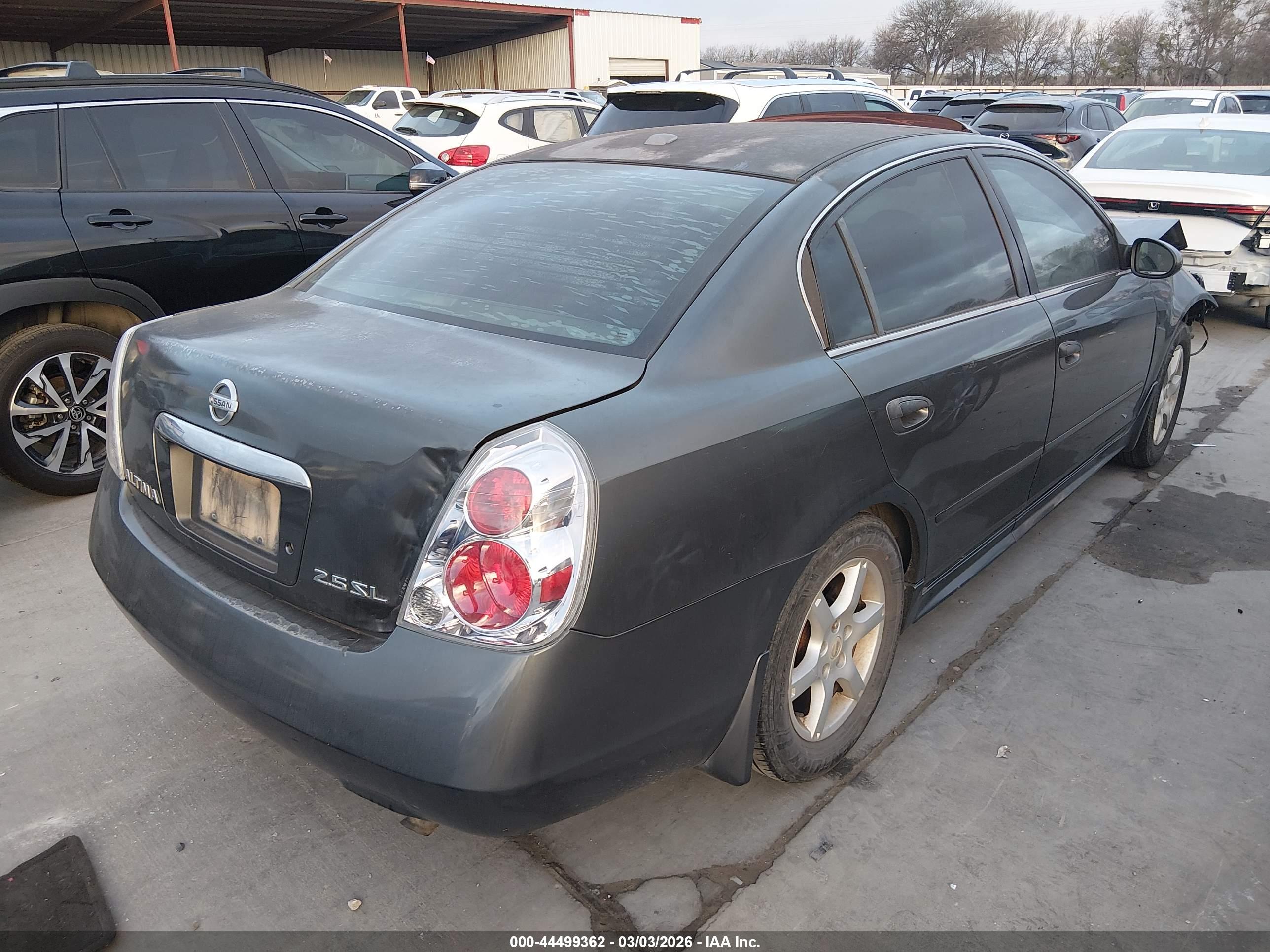 NISSAN ALTIMA image 4