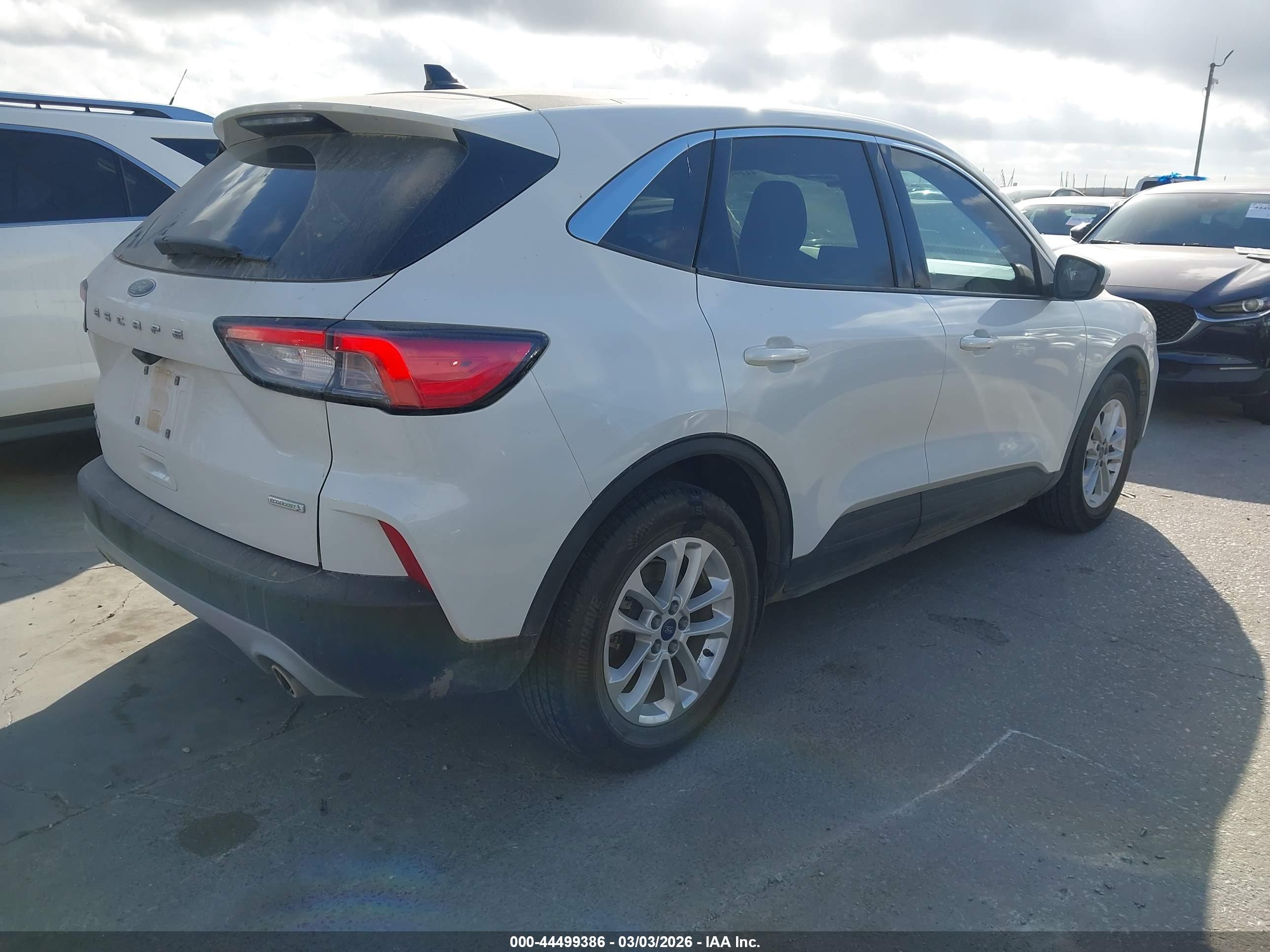 FORD ESCAPE image 4