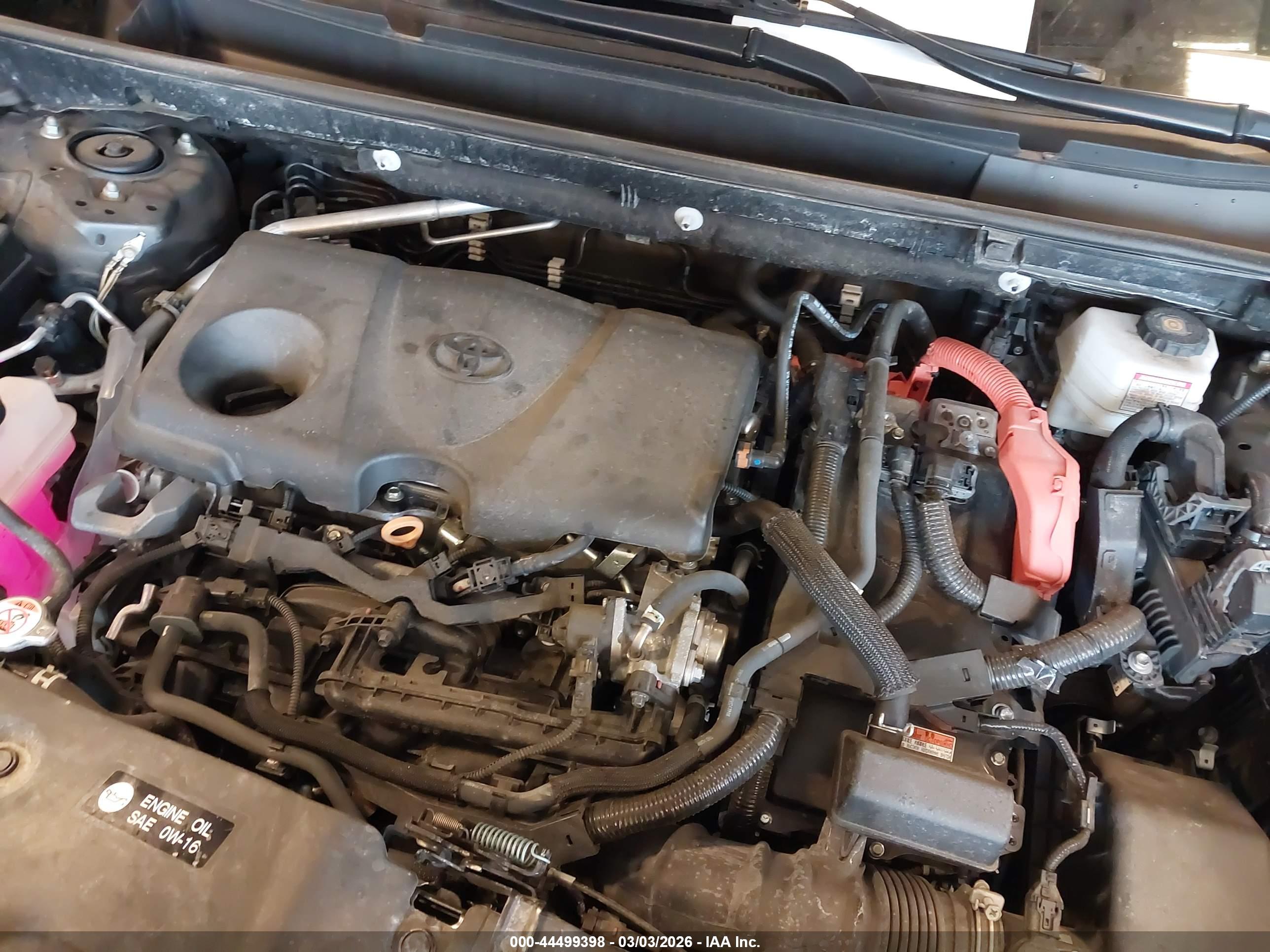 TOYOTA RAV4 image 10