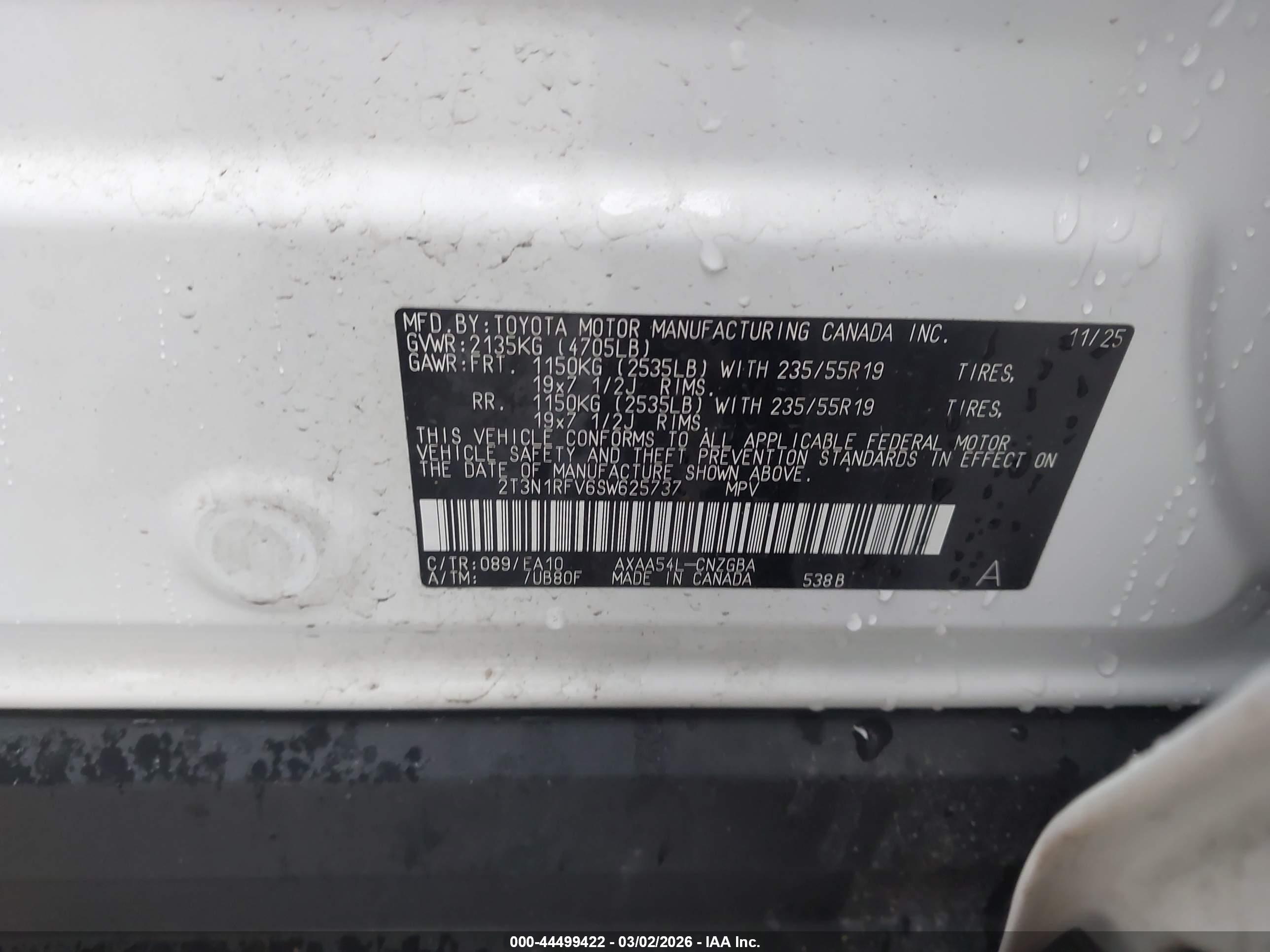 TOYOTA RAV4 image 9