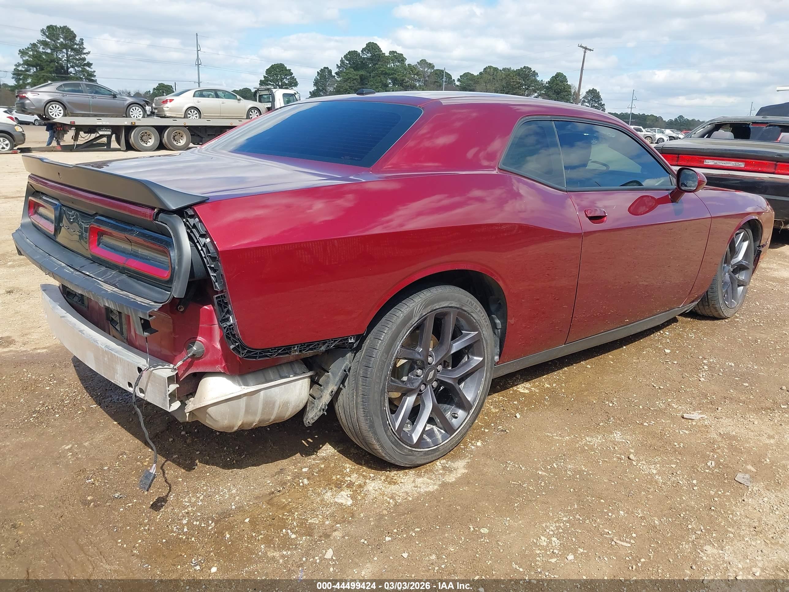 DODGE CHALLENGER image 4