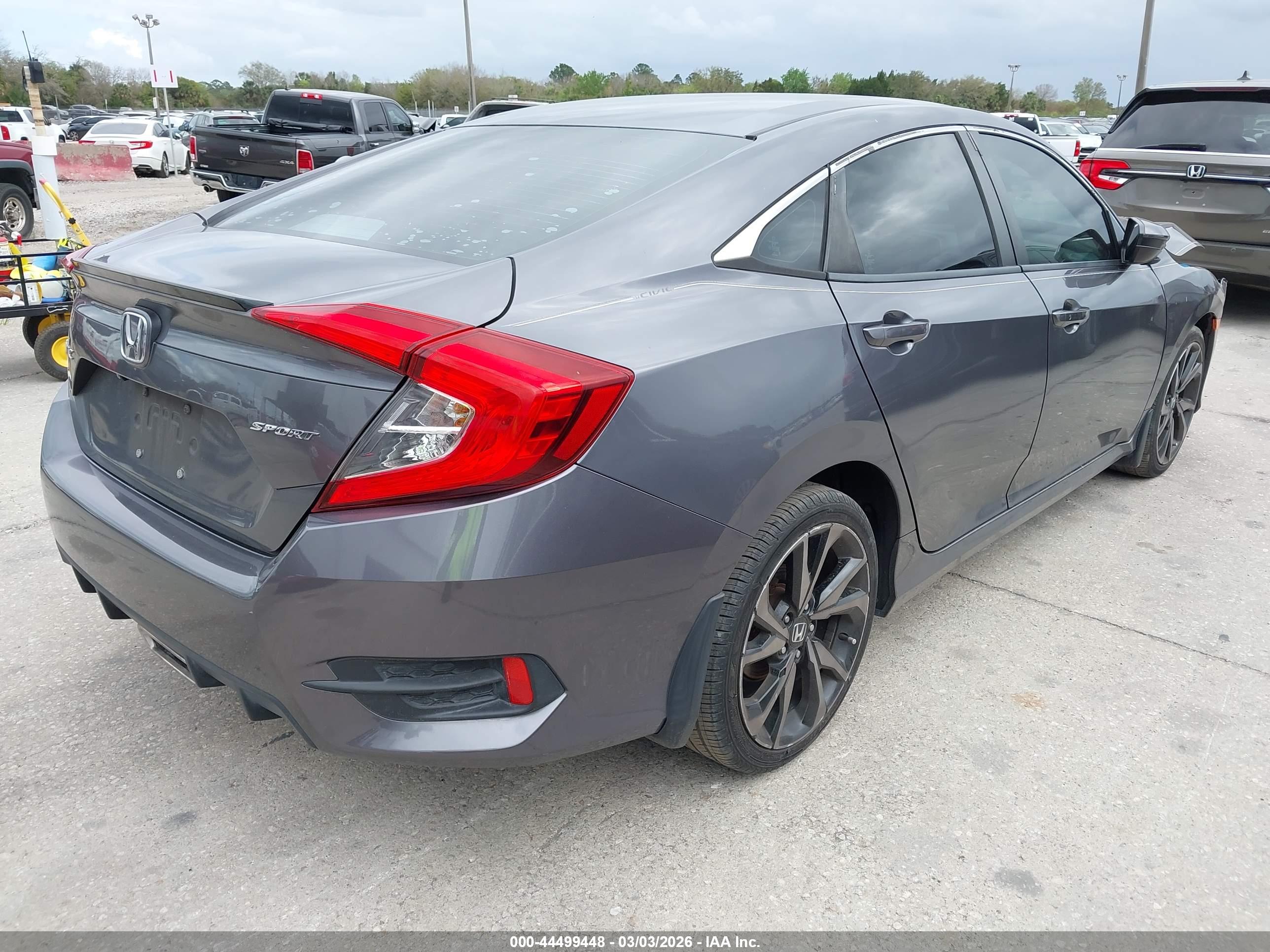 HONDA CIVIC image 4
