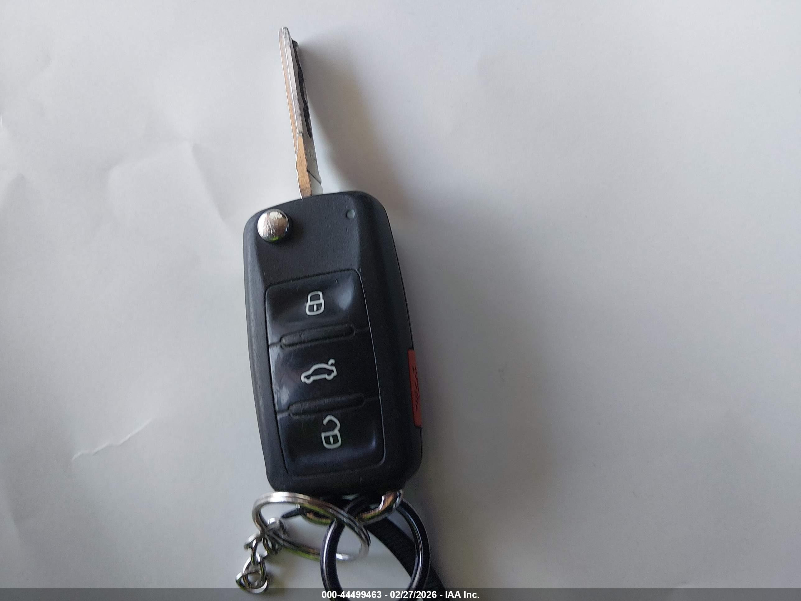 VOLKSWAGEN GOLF image 11