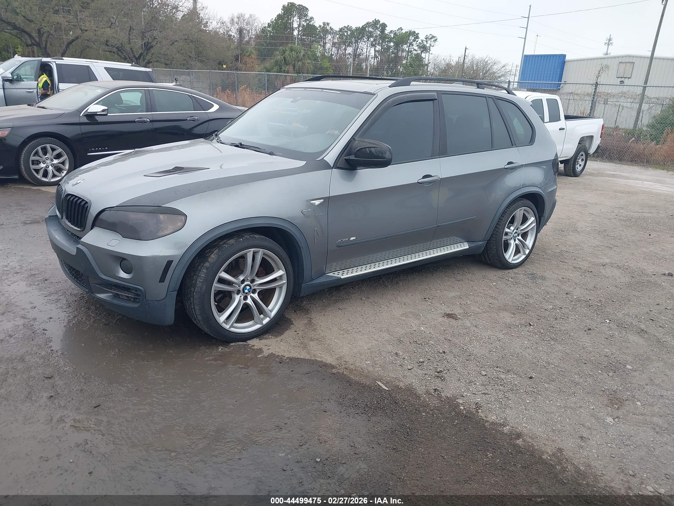 BMW X5 image 2