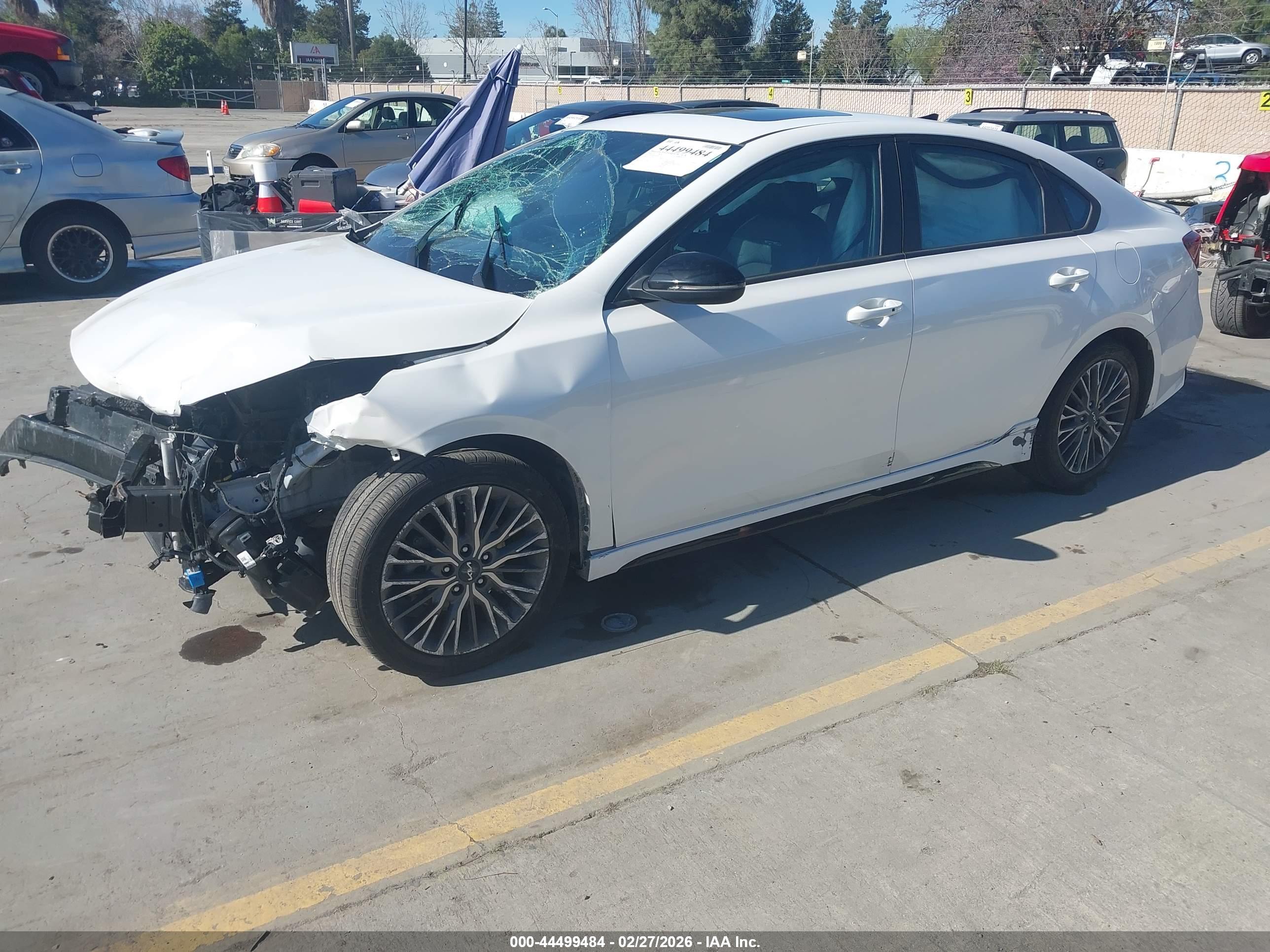 KIA FORTE image 2