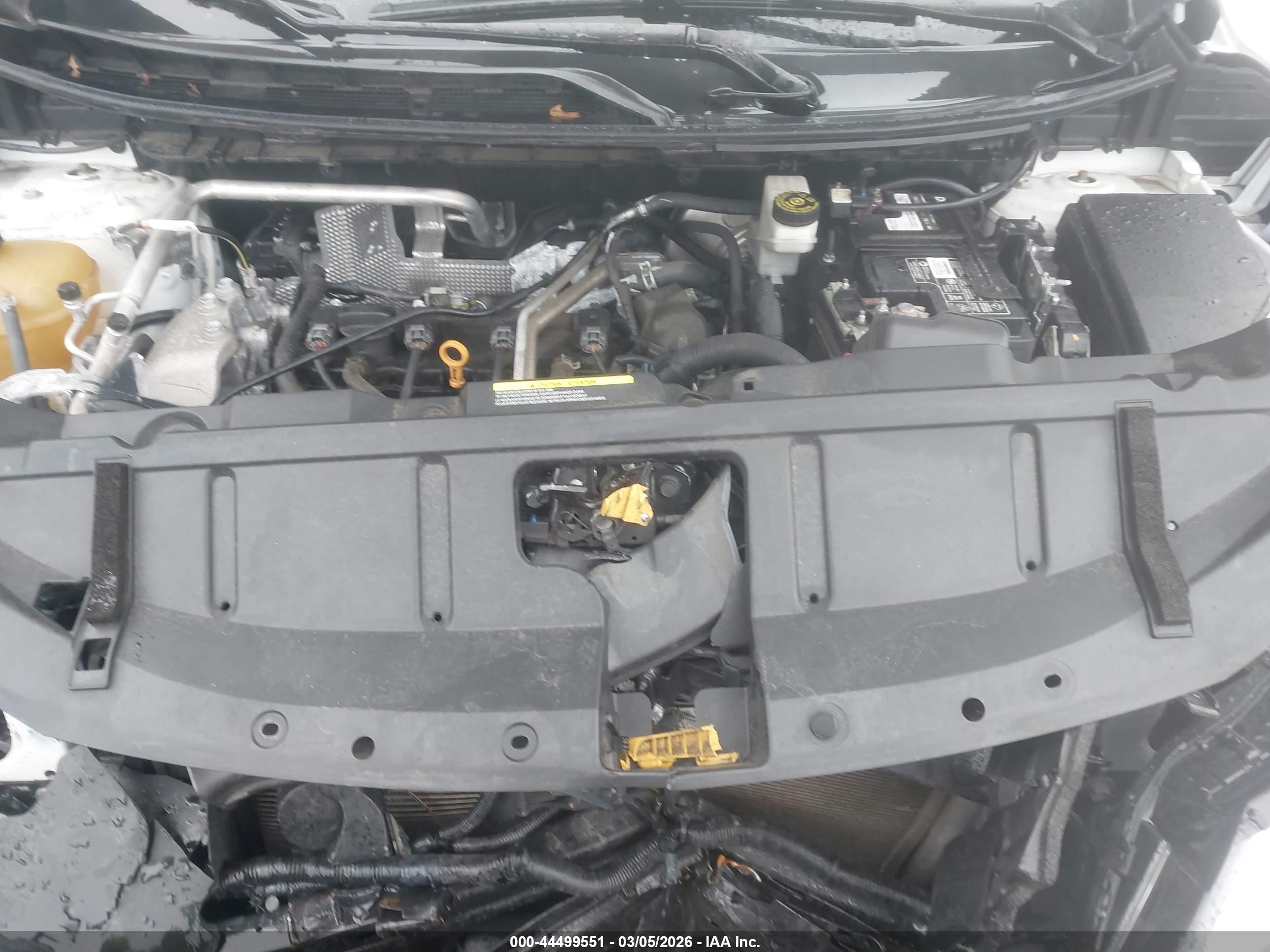 NISSAN ROGUE image 10