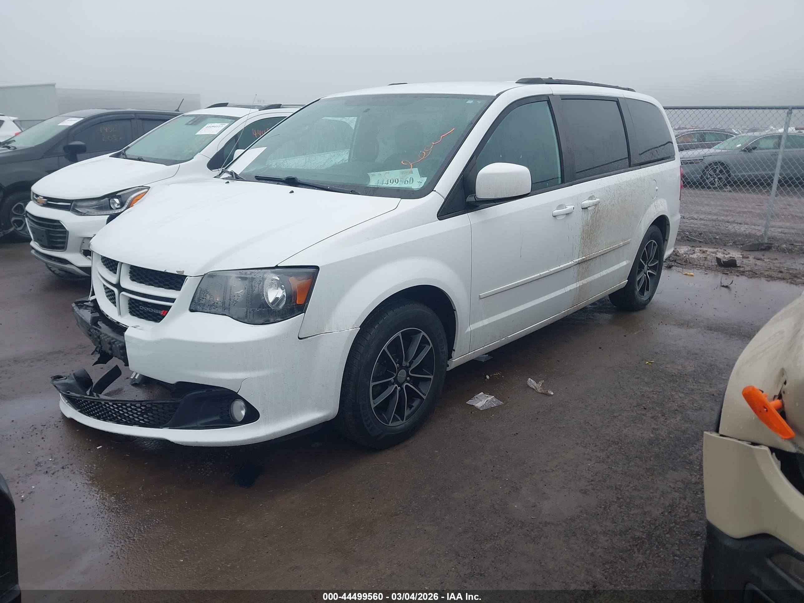DODGE GRAND image 2