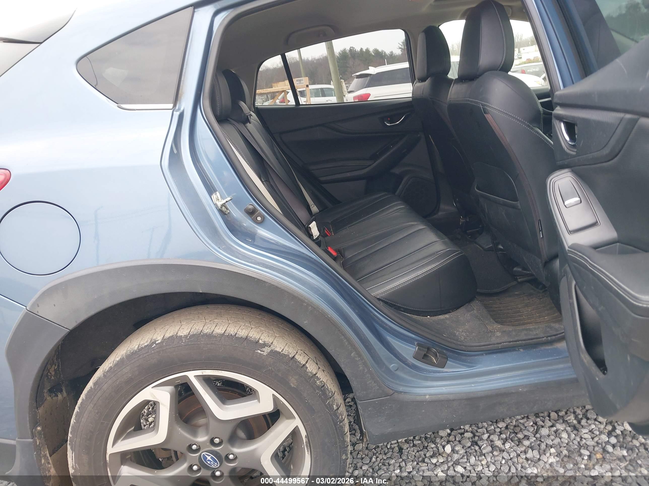 SUBARU CROSSTREK image 8