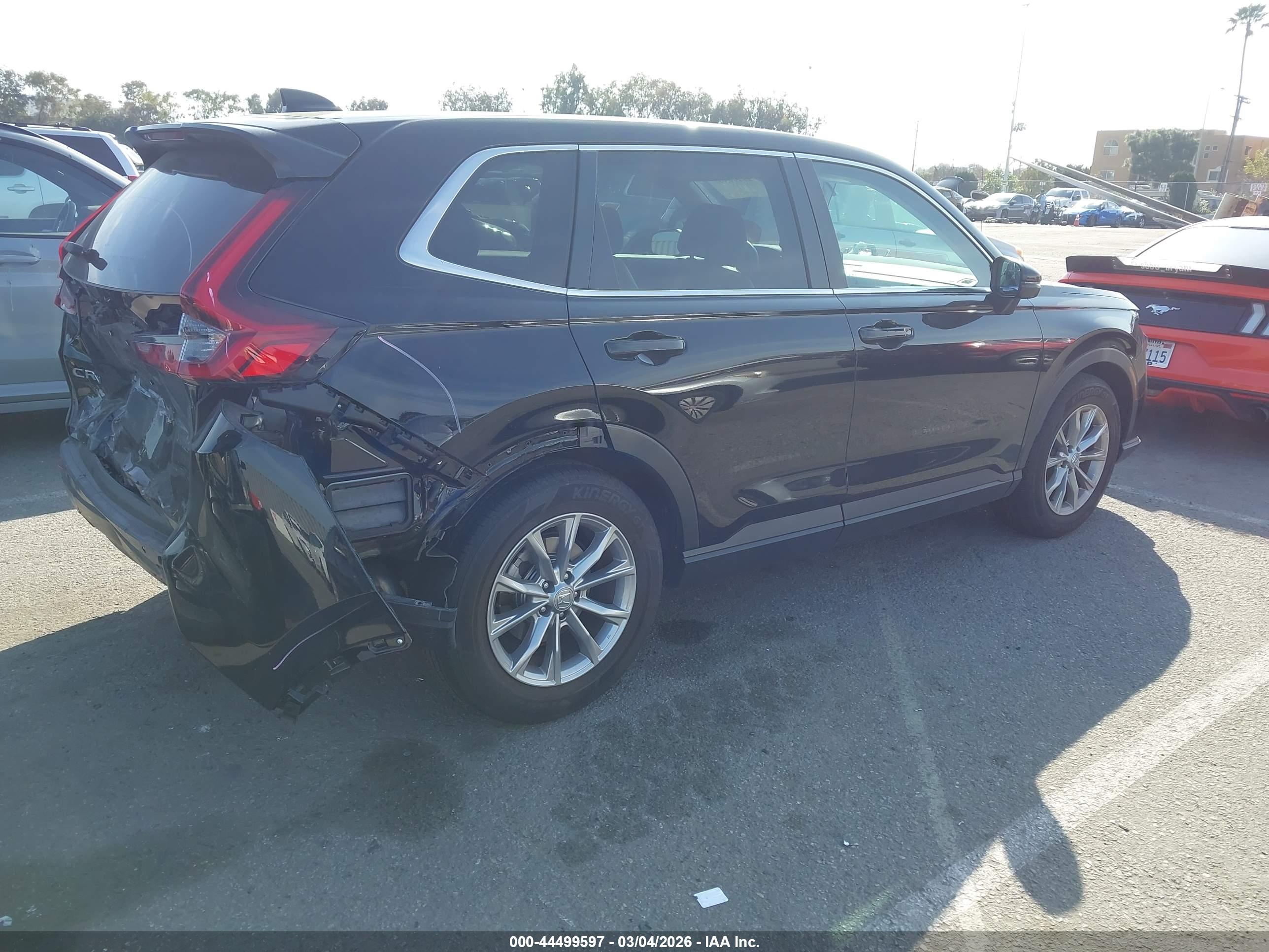 HONDA CR-V image 4