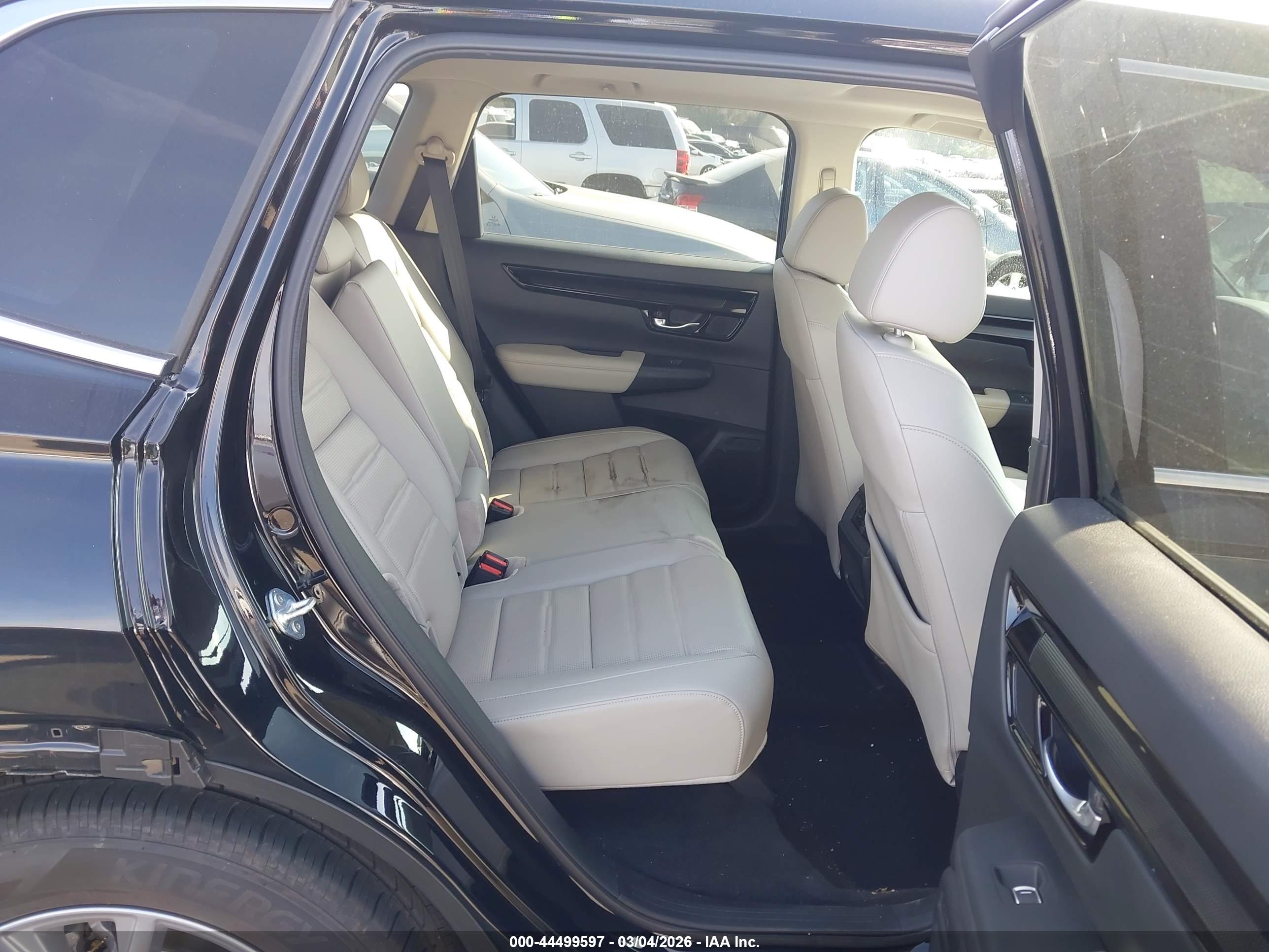 HONDA CR-V image 8
