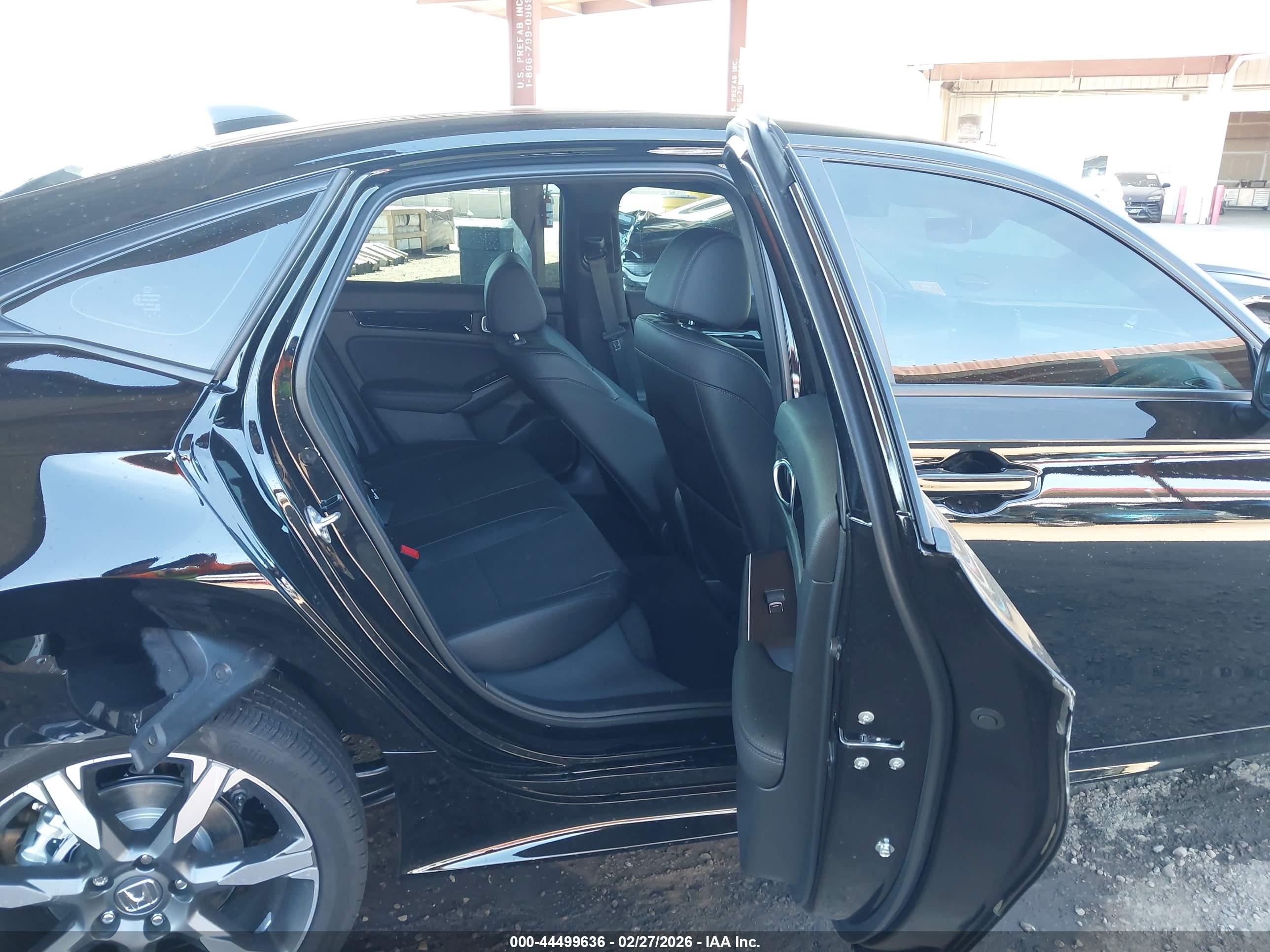 HONDA CIVIC image 8