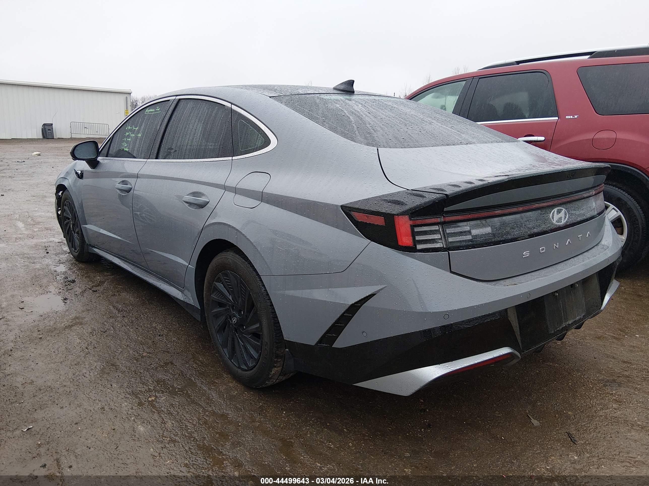 HYUNDAI SONATA image 3