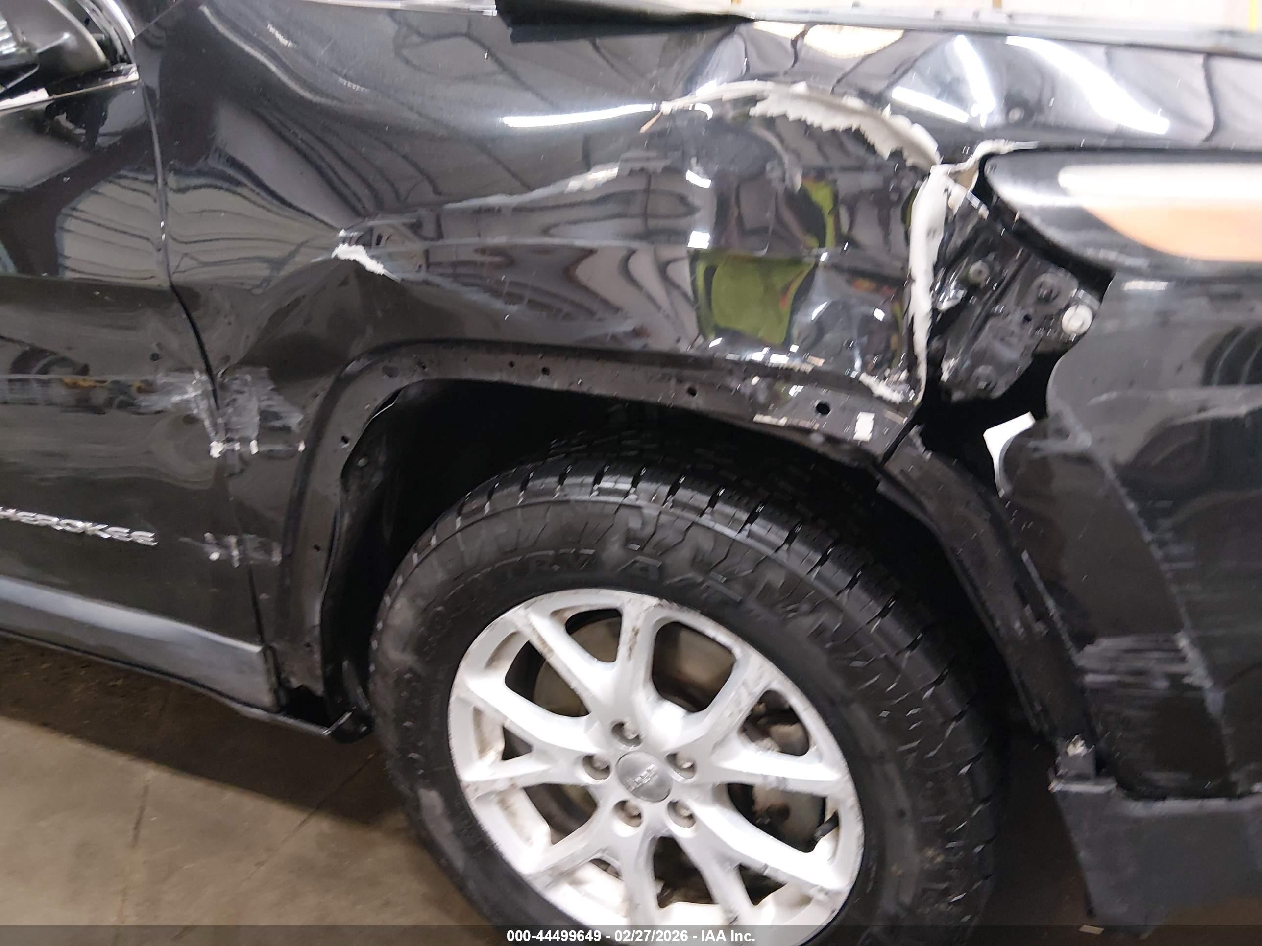 JEEP CHEROKEE image 6