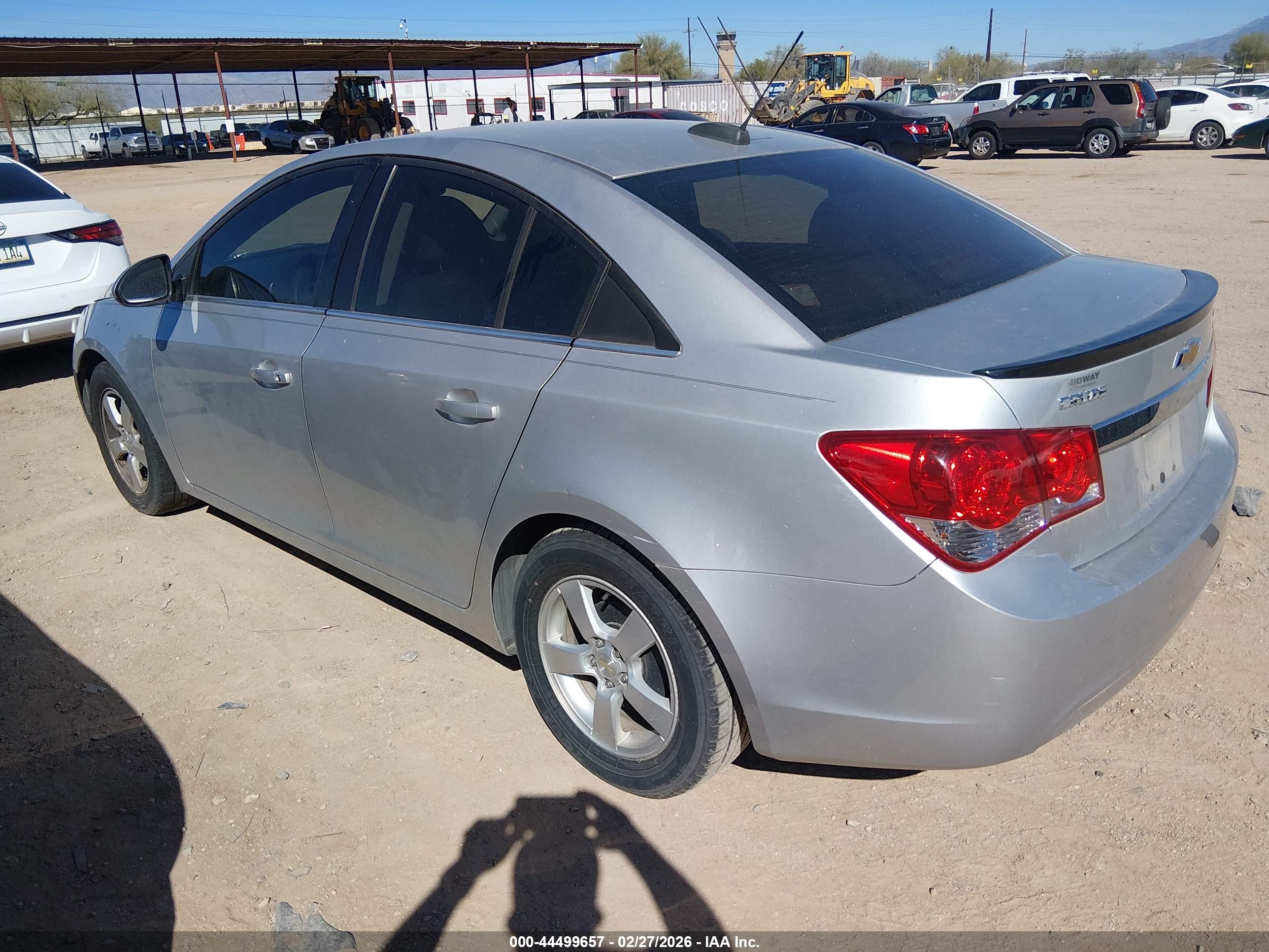 CHEVROLET CRUZE image 3