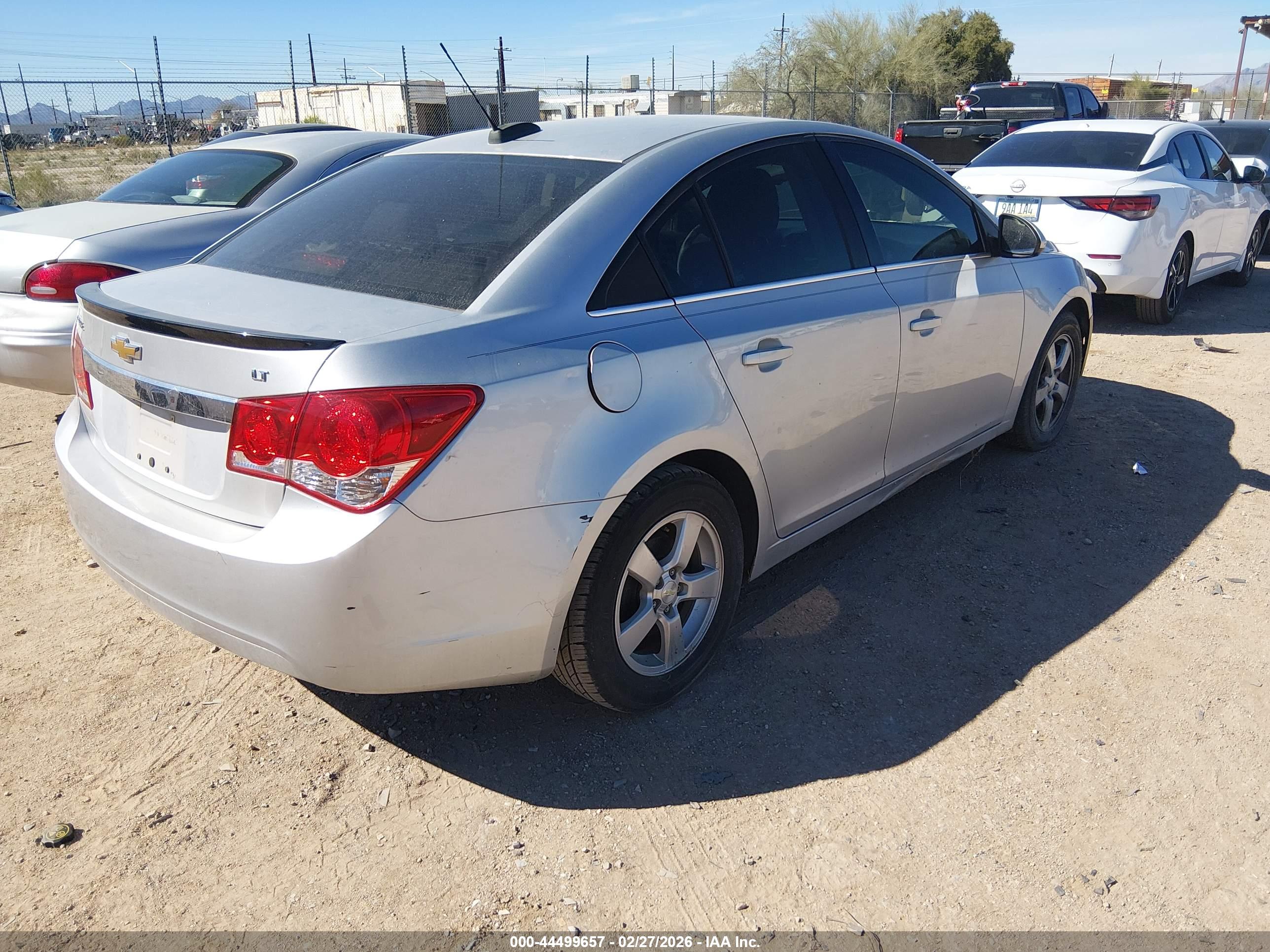 CHEVROLET CRUZE image 4