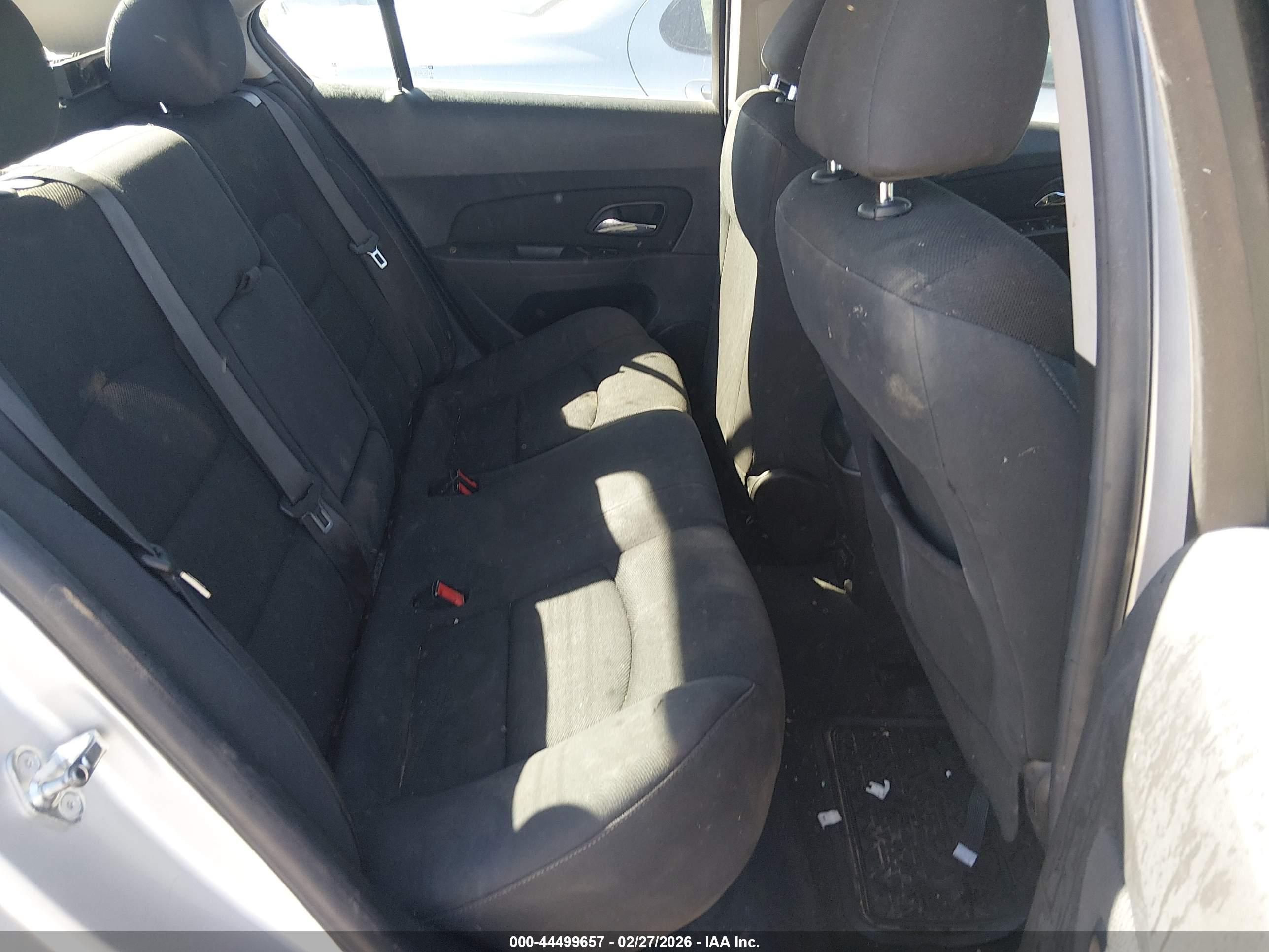 CHEVROLET CRUZE image 8
