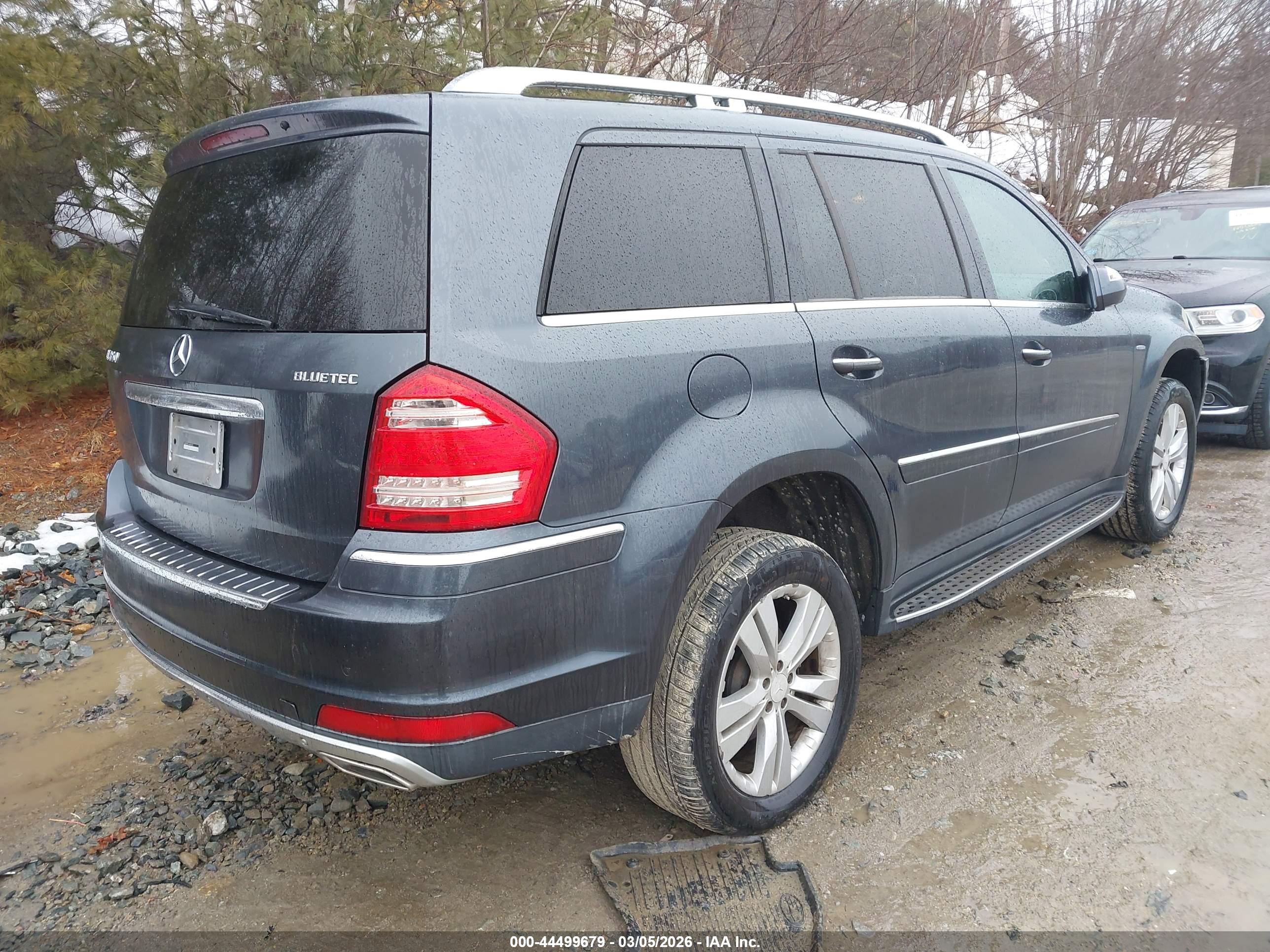 MERCEDES-BENZ GL image 4