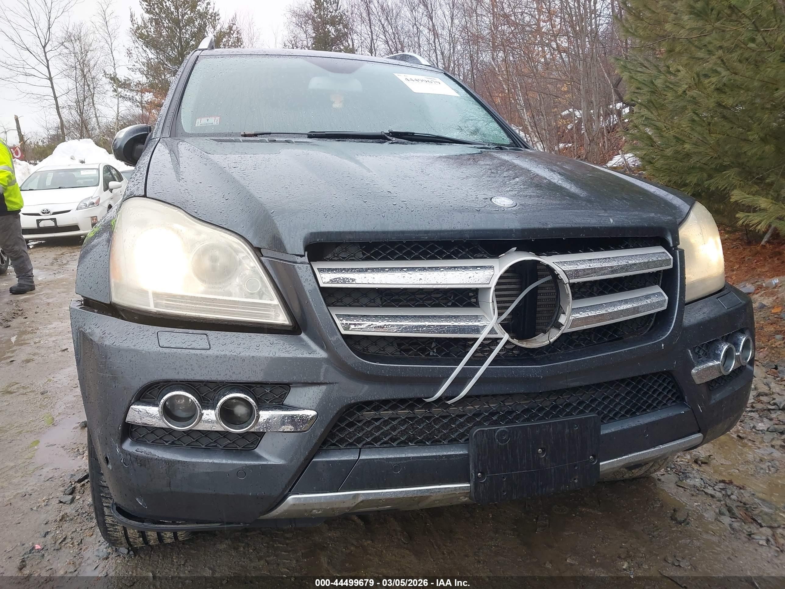 MERCEDES-BENZ GL image 6