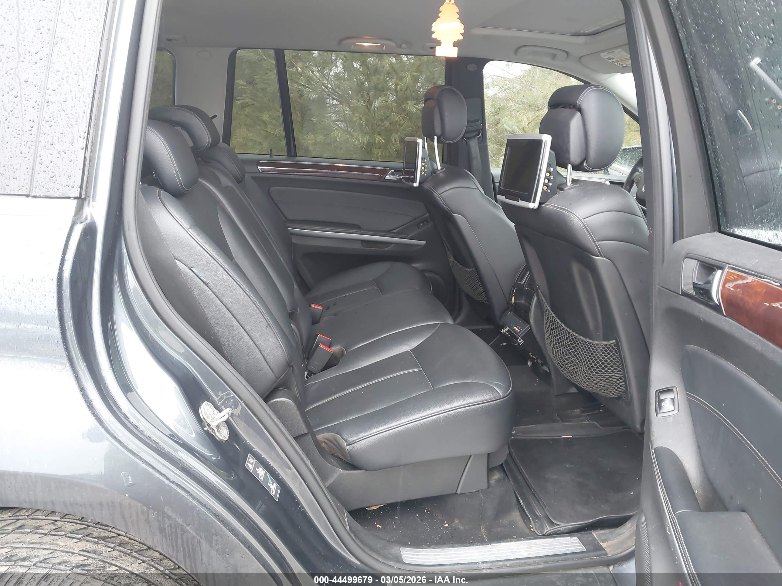 MERCEDES-BENZ GL image 8