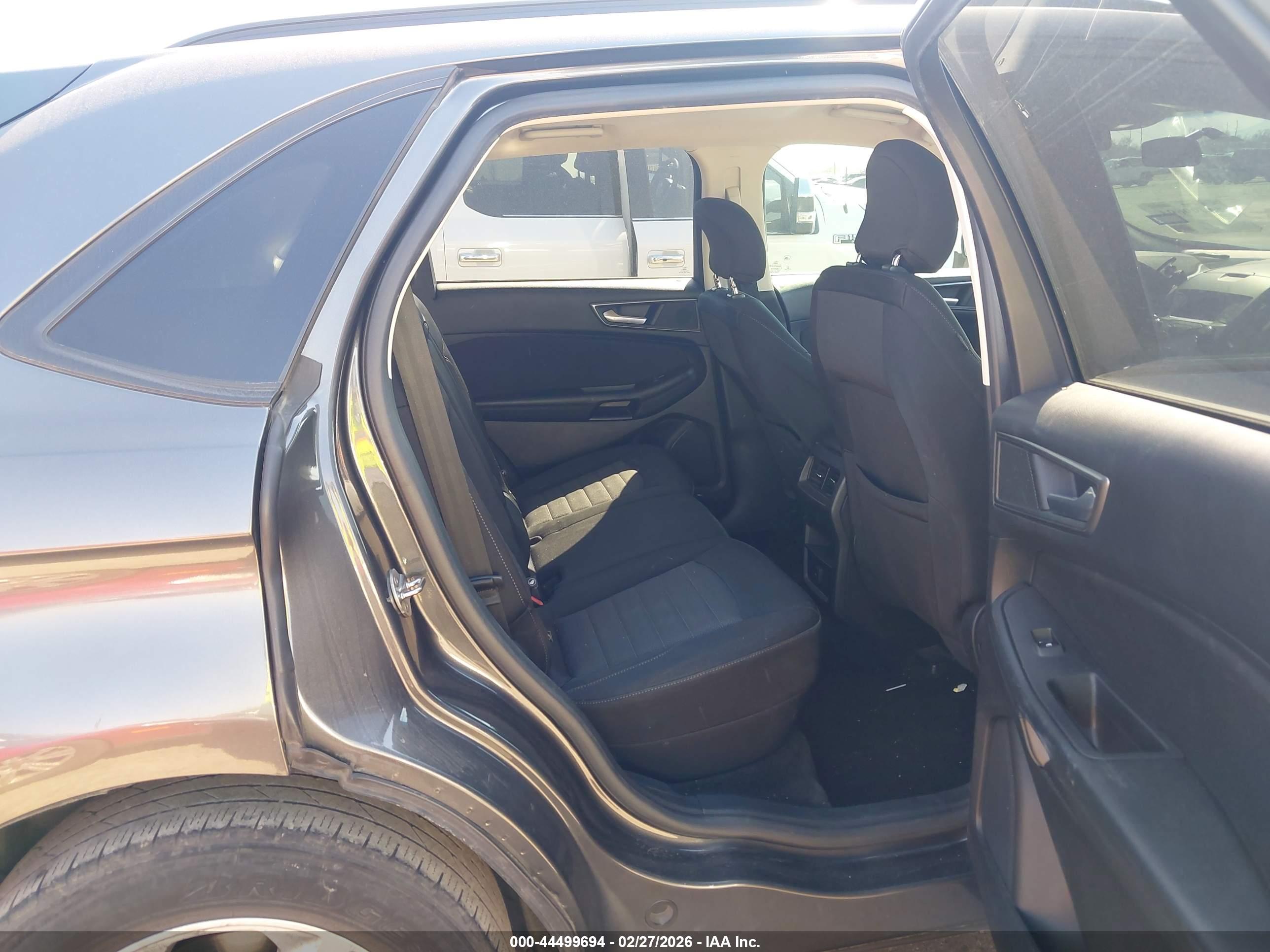 FORD EDGE image 8