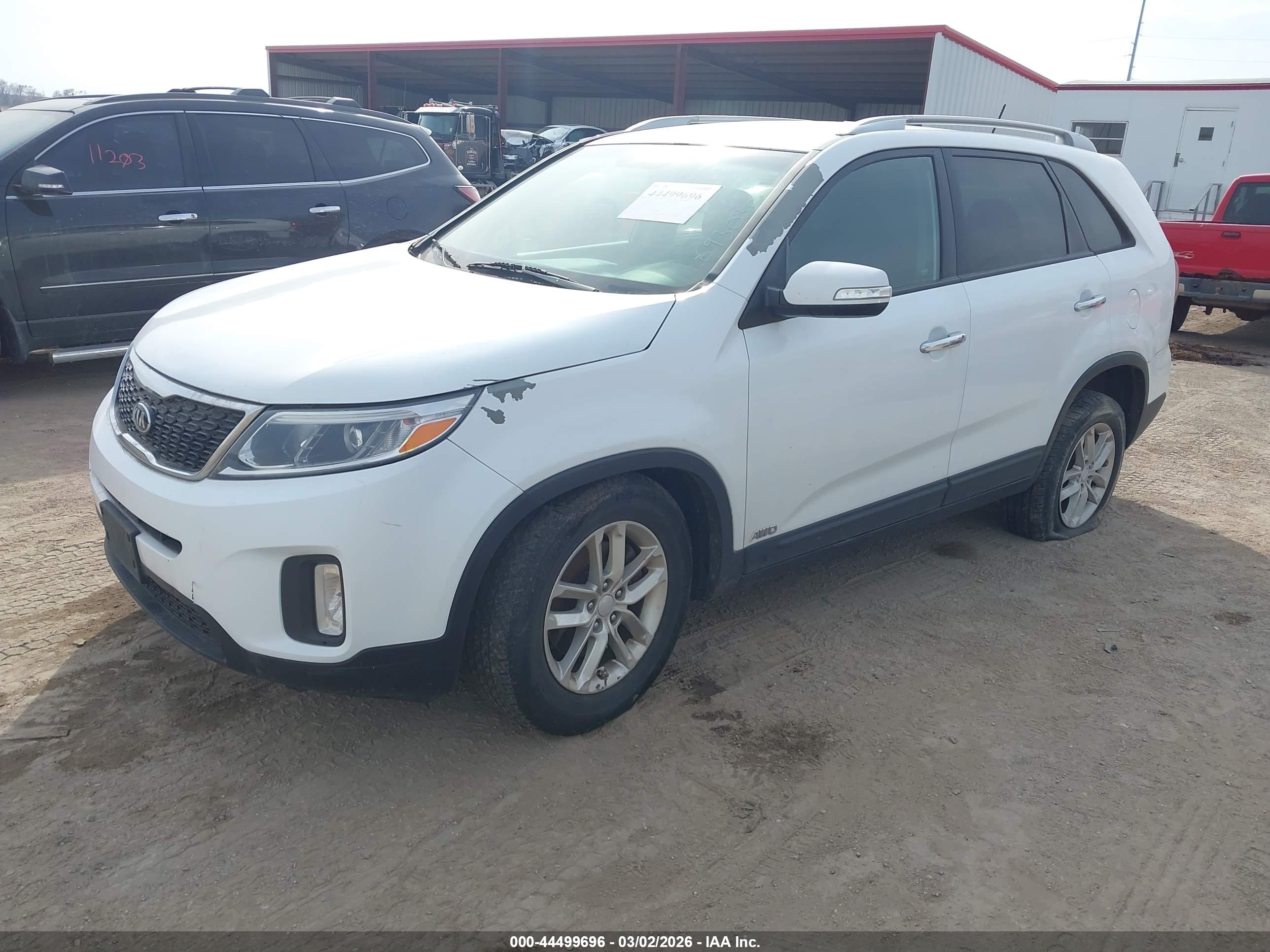 KIA SORENTO image 2