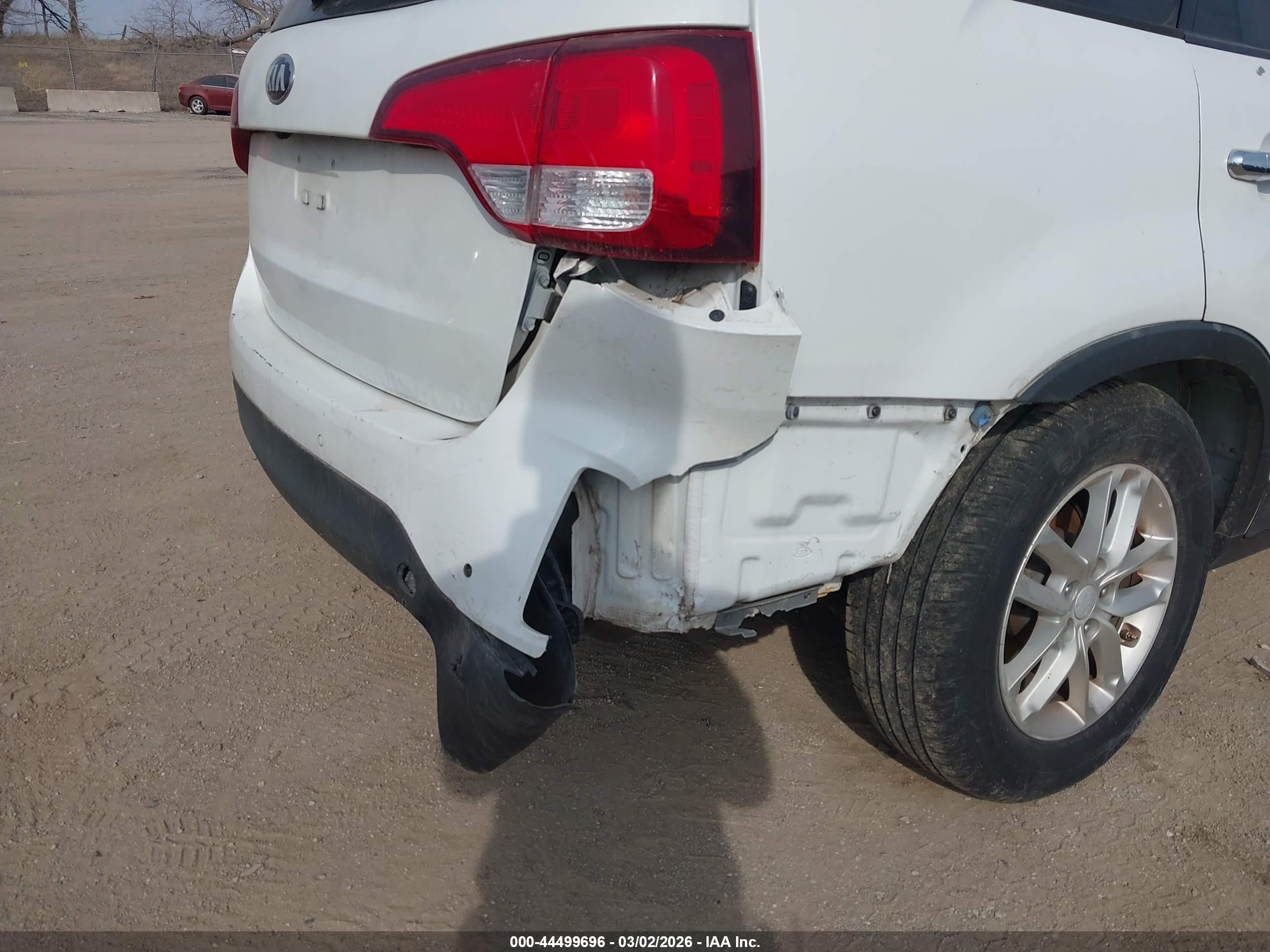KIA SORENTO image 6