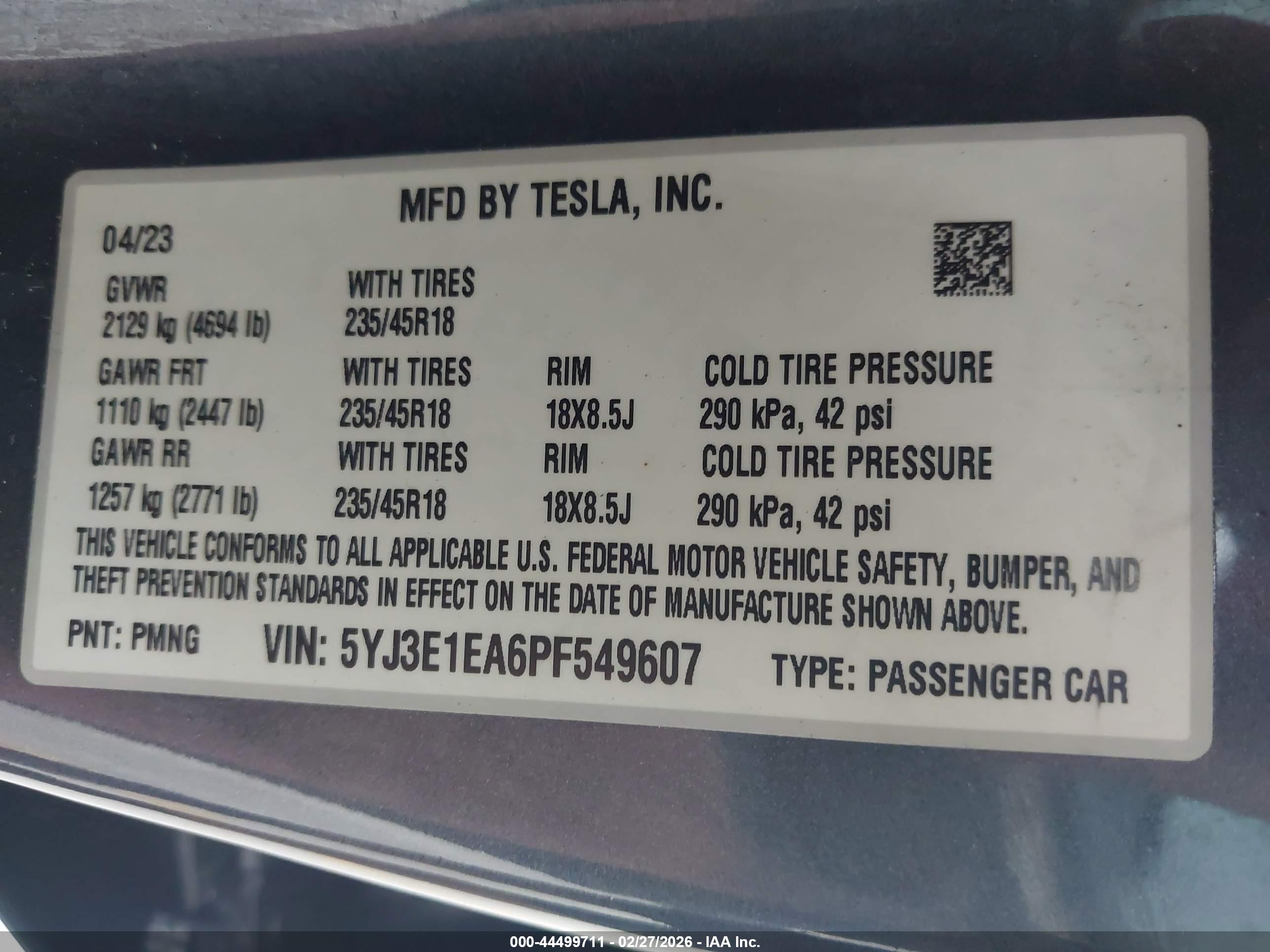 TESLA MODEL image 9