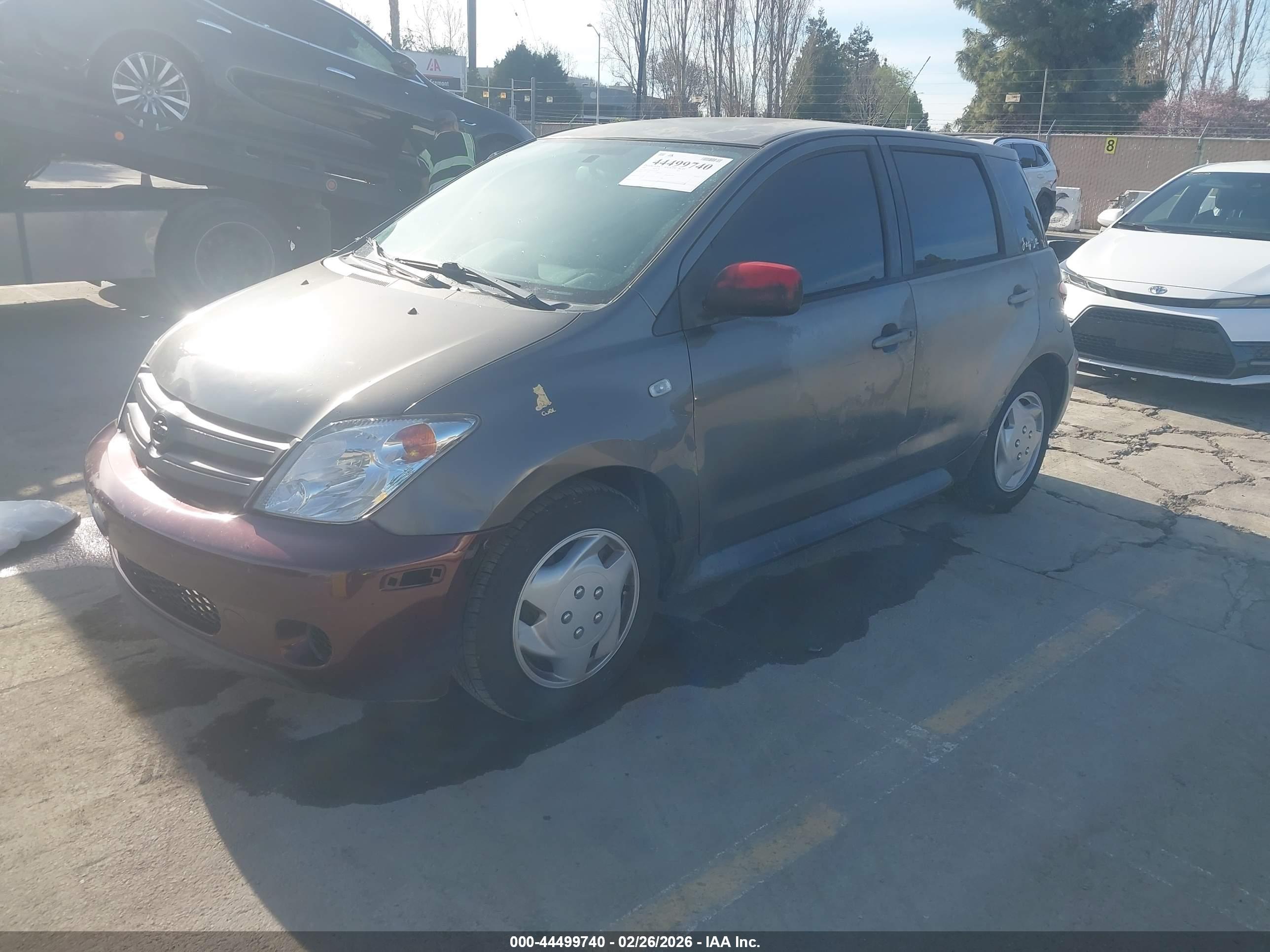 SCION XA image 2