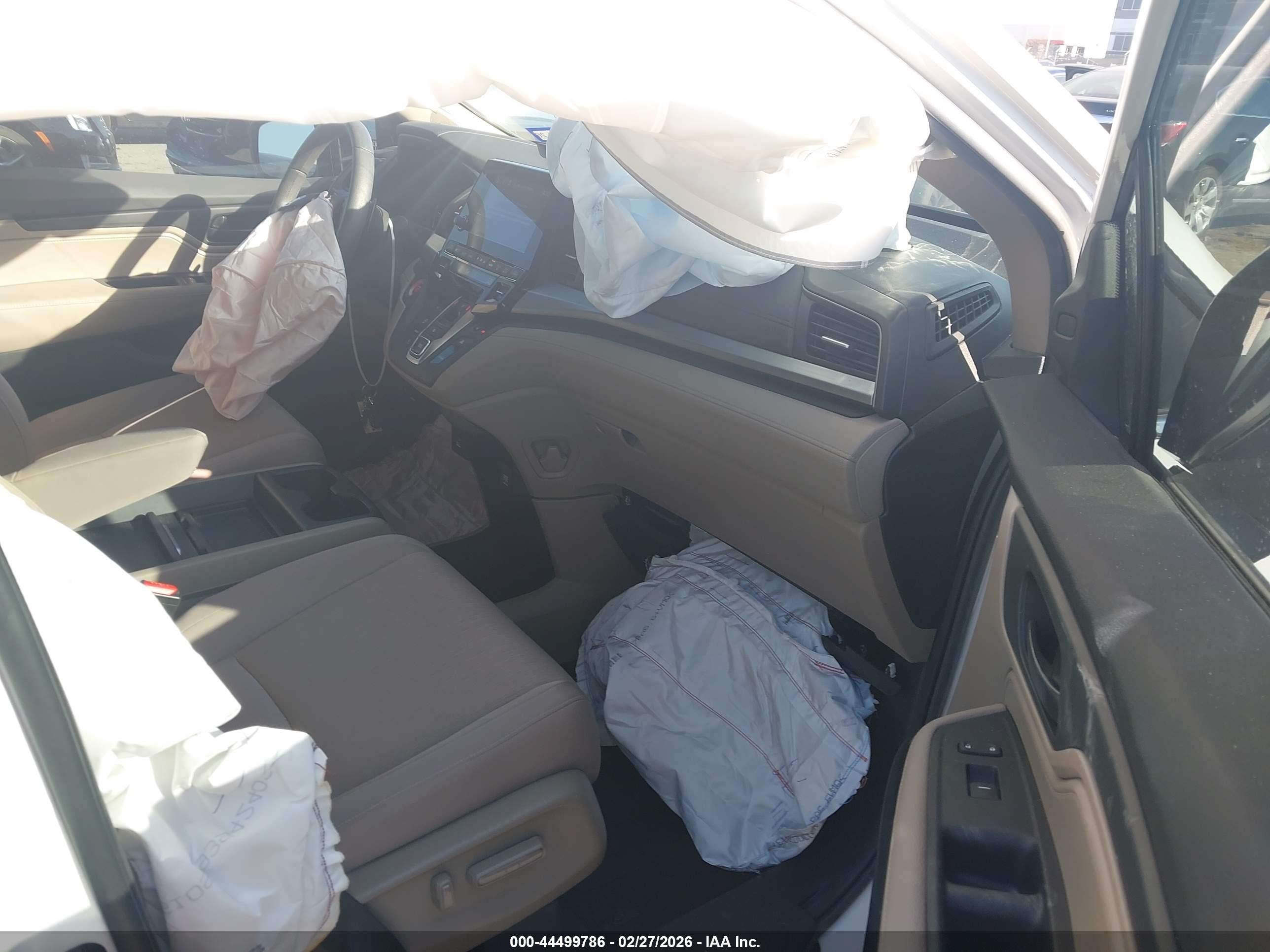 HONDA ODYSSEY image 5