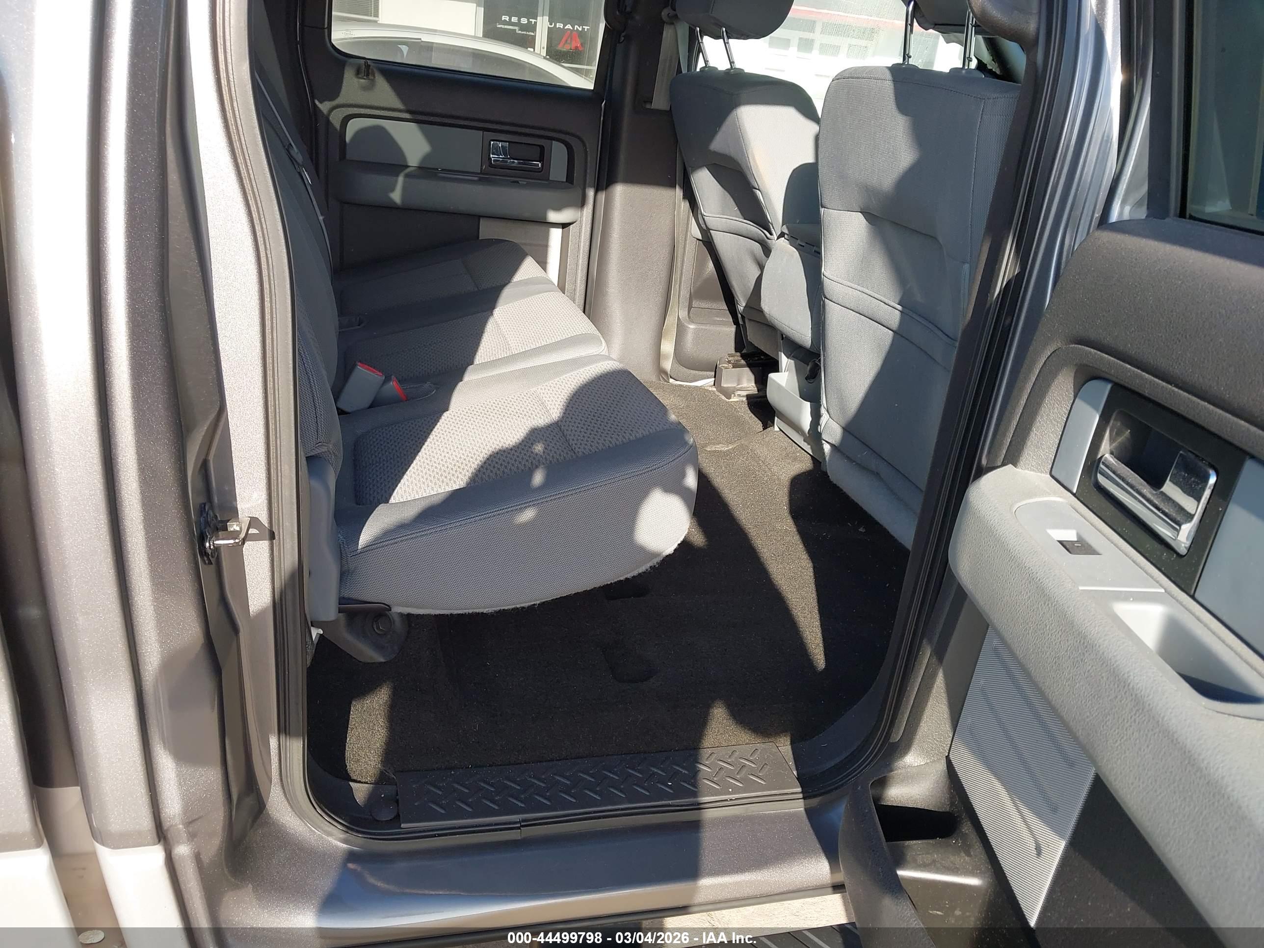 FORD F-150 image 8