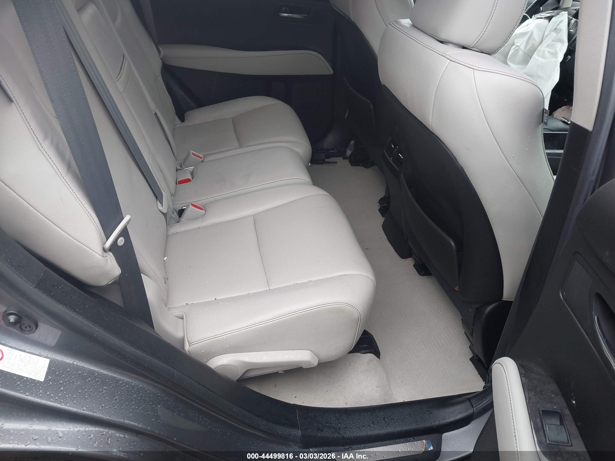 LEXUS RX image 8