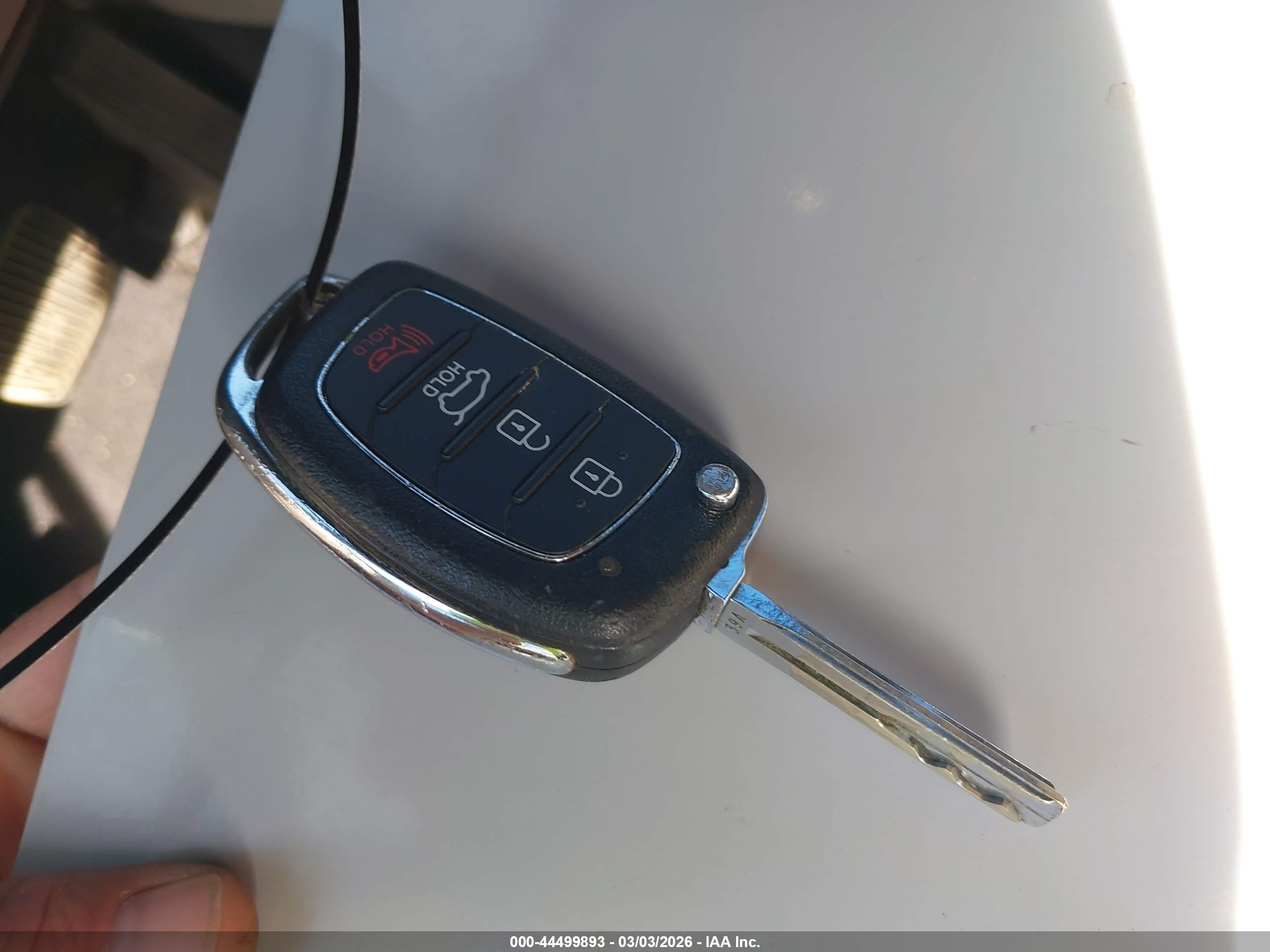 HYUNDAI SONATA image 11