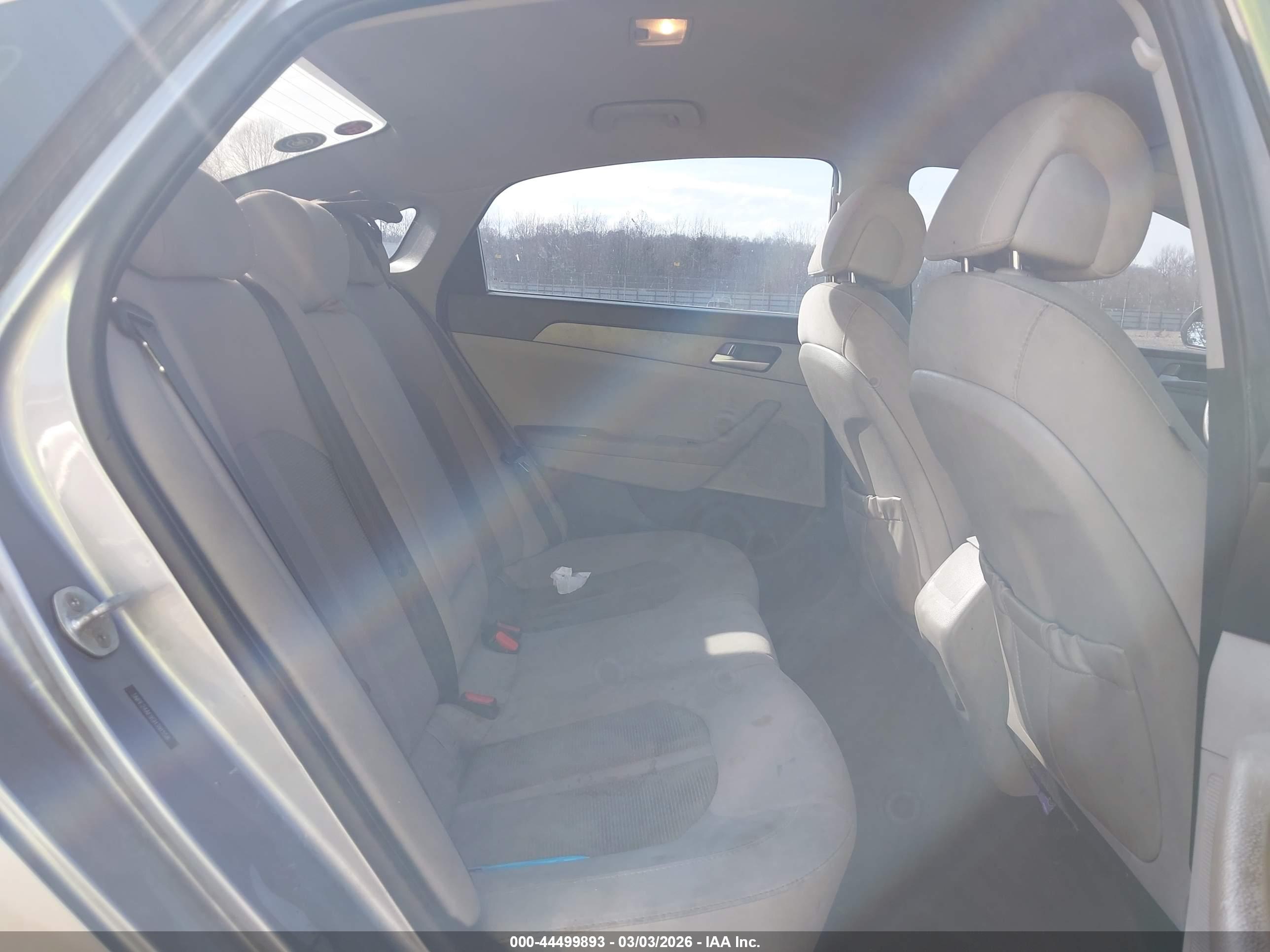 HYUNDAI SONATA image 8
