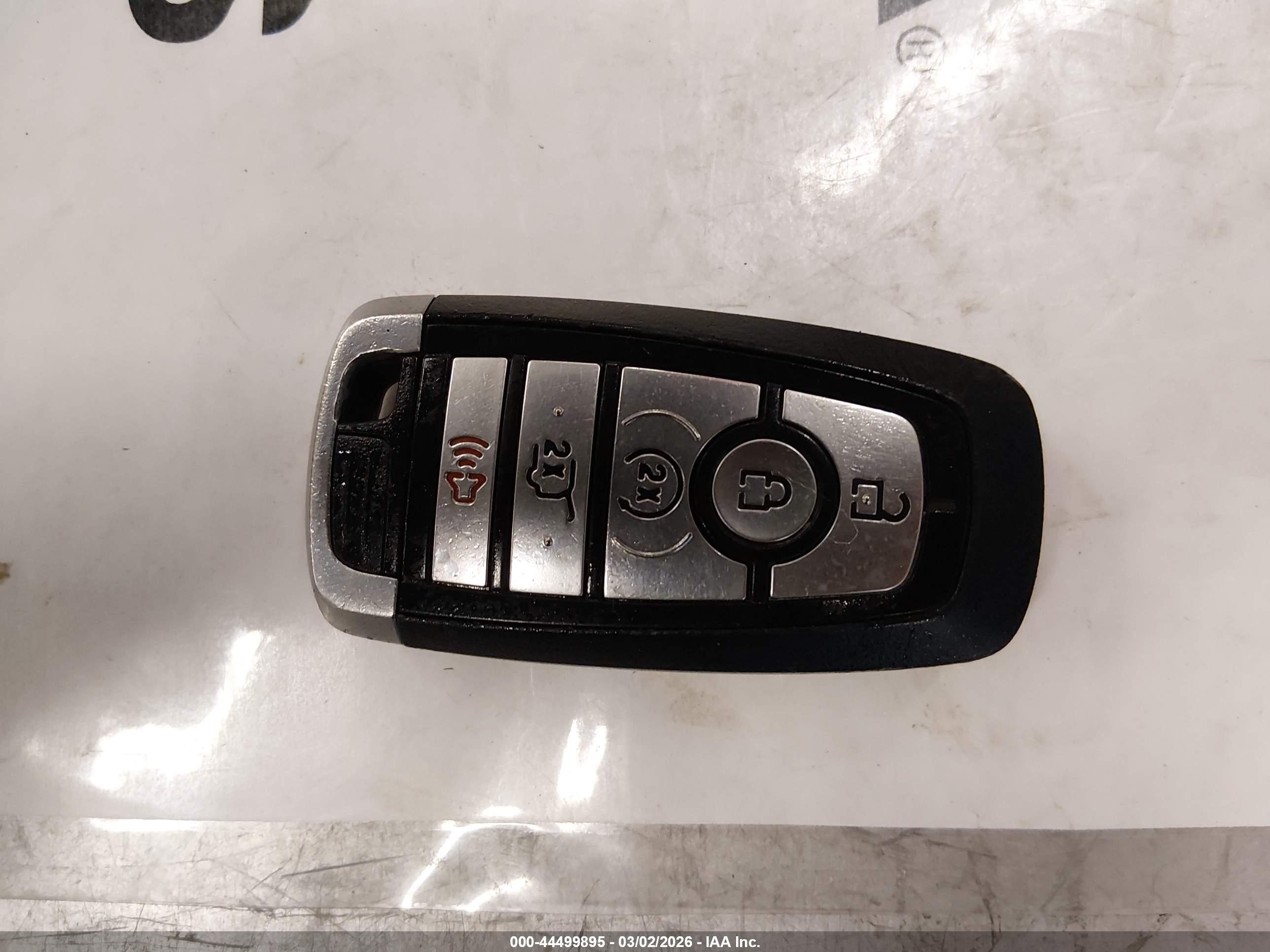 FORD EXPLORER image 11