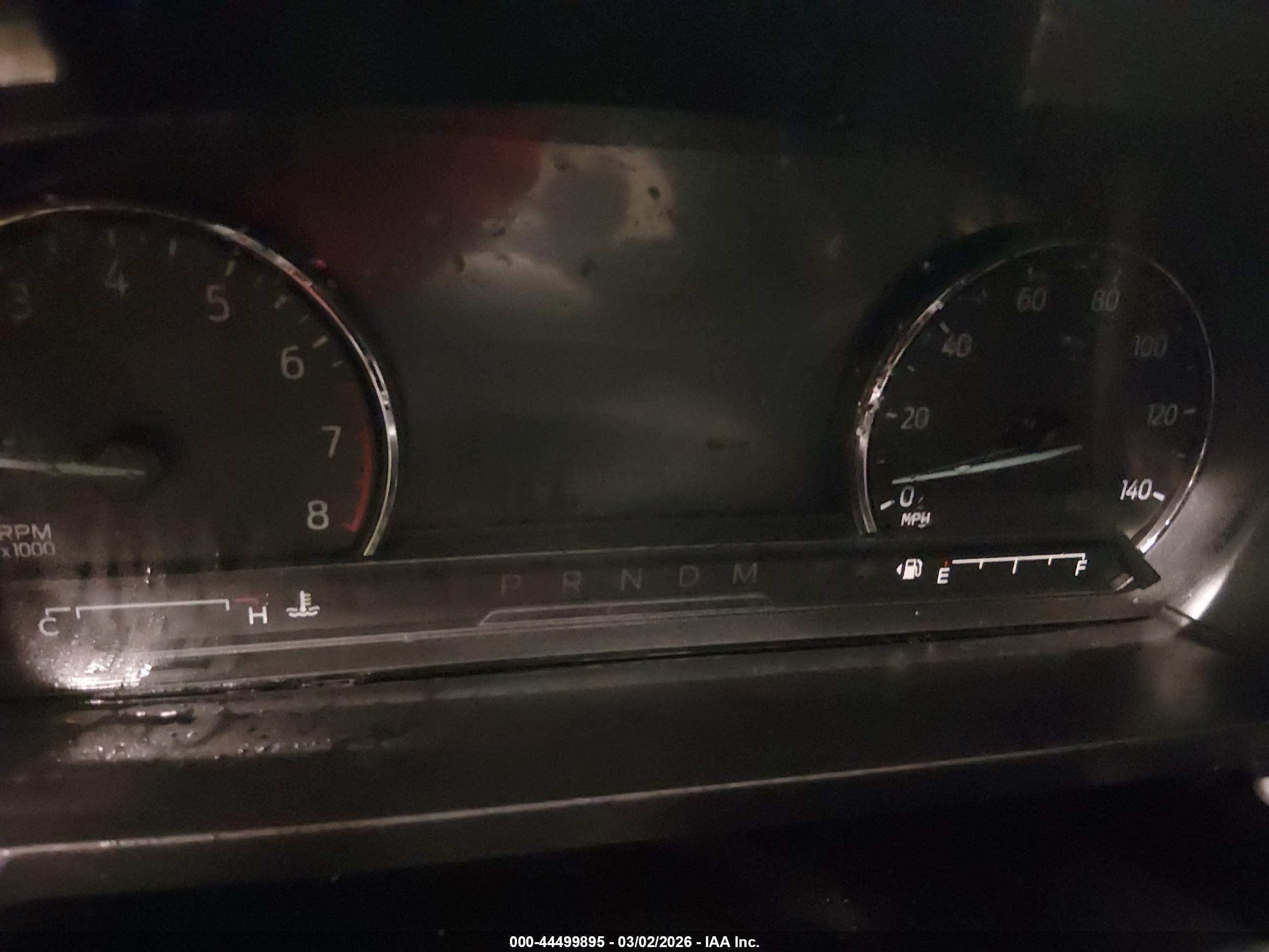FORD EXPLORER image 7