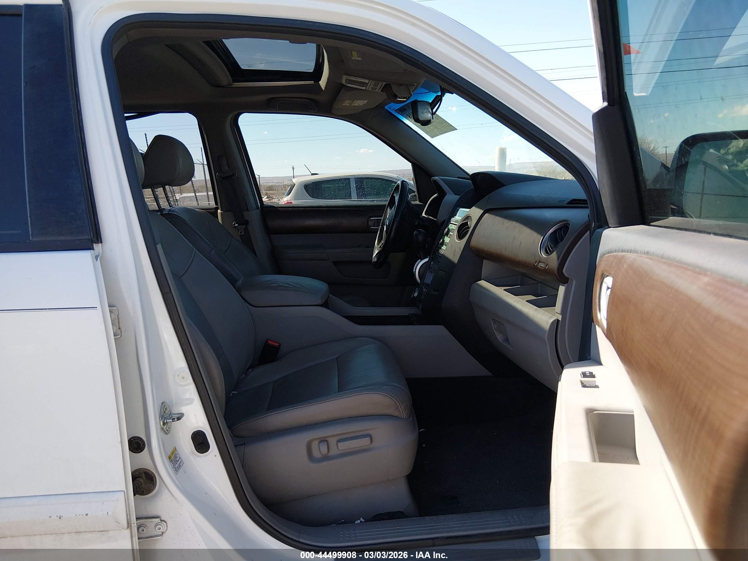 HONDA PILOT image 5