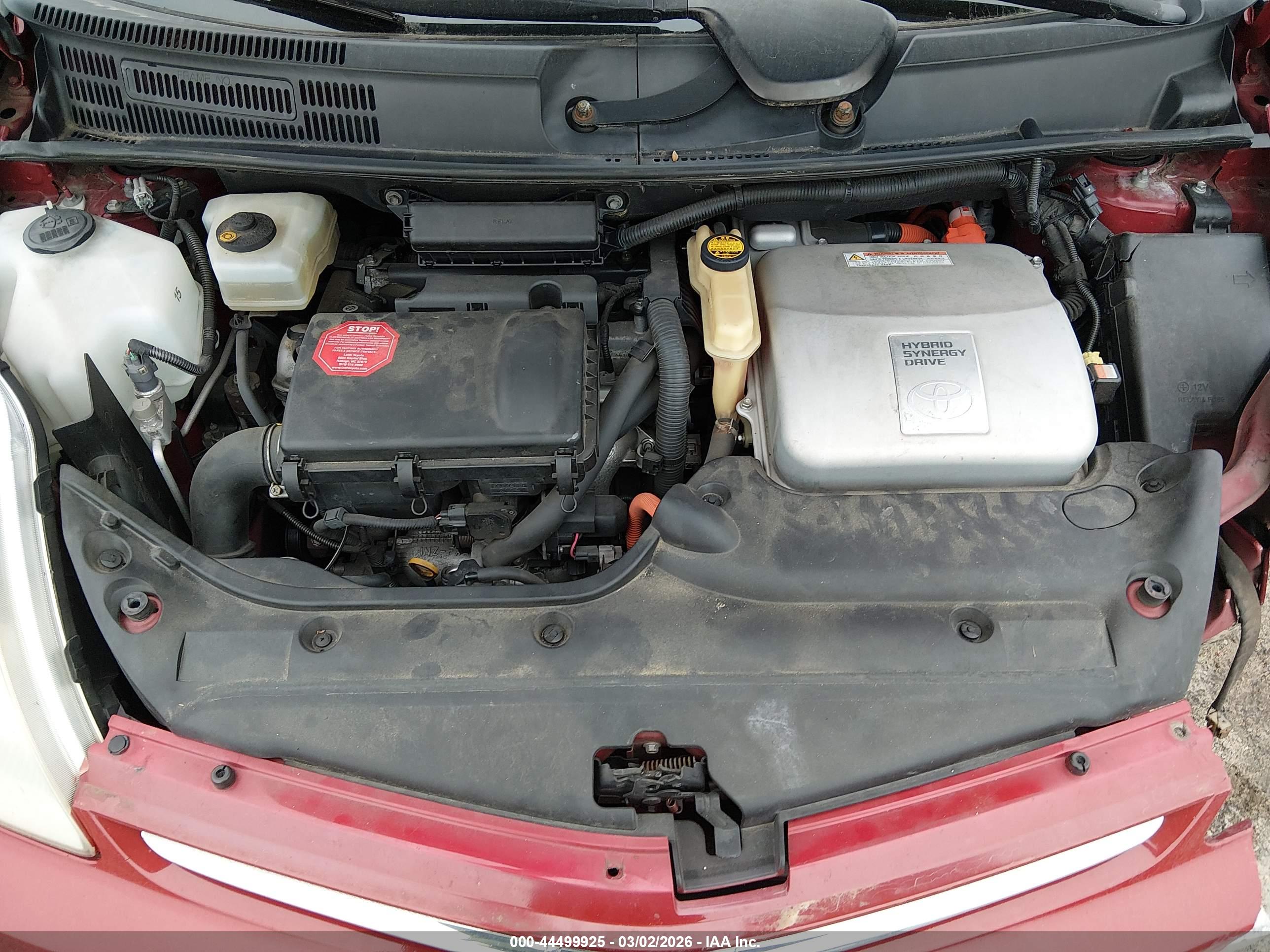 TOYOTA PRIUS image 10