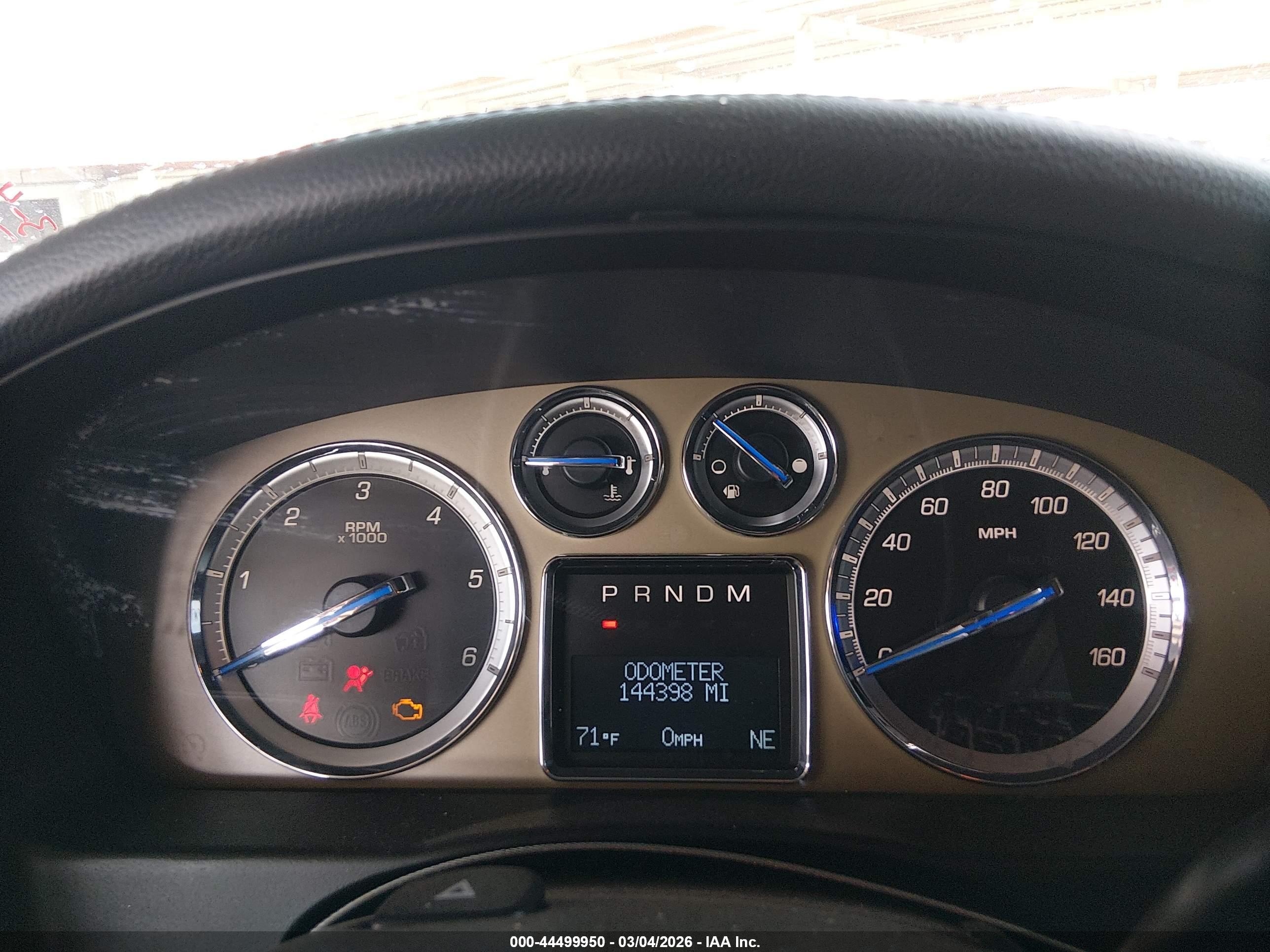 CADILLAC ESCALADE image 7