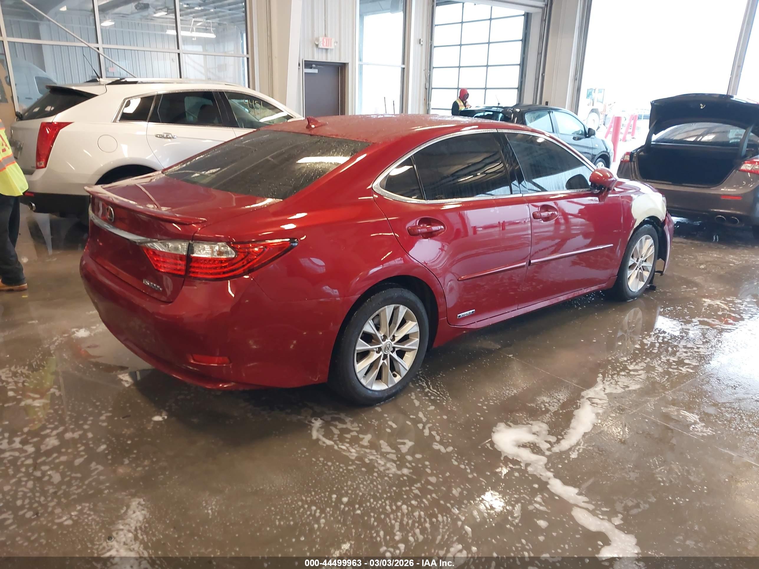 LEXUS ES image 4