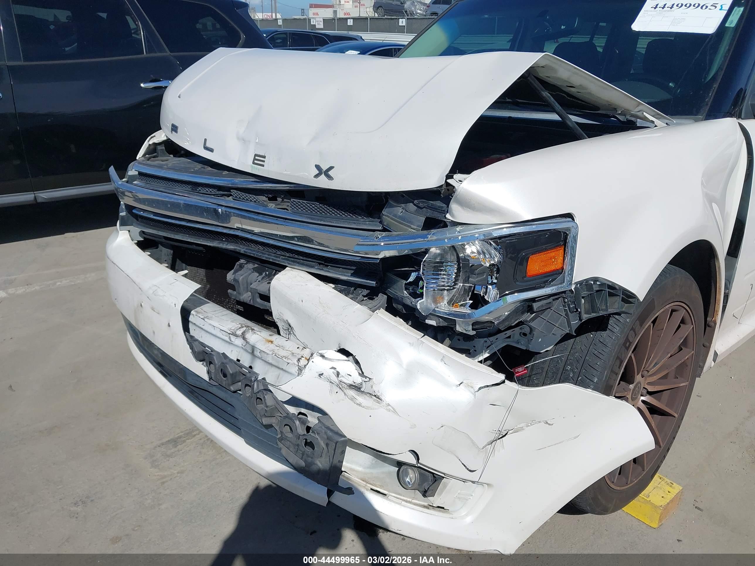 FORD FLEX image 6