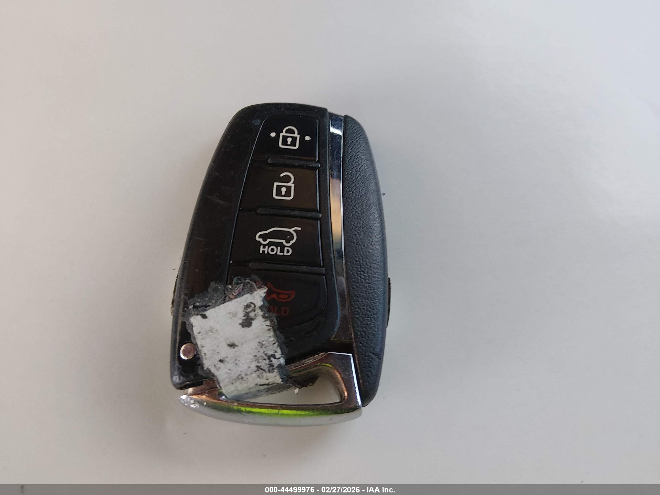 HYUNDAI SANTA image 11