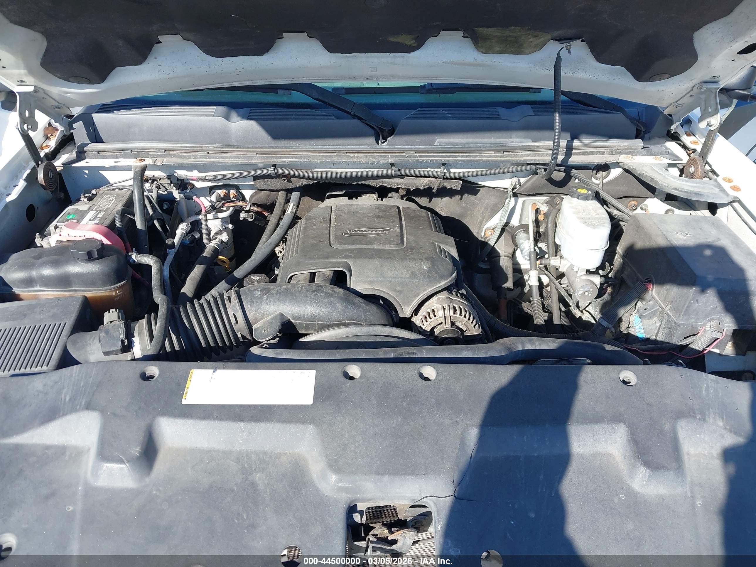 CHEVROLET SILVERADO image 10